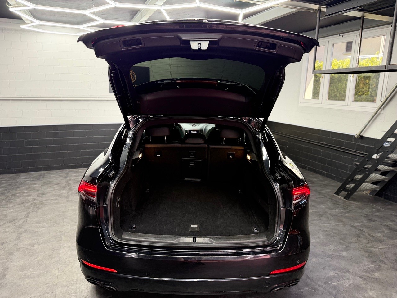 MASERATI Levante 2.0 MHEV GT Hybrid Automatica | 360° Kamera | ACC Tempomat | Schiebedach | AHK 2'700KG-image-19