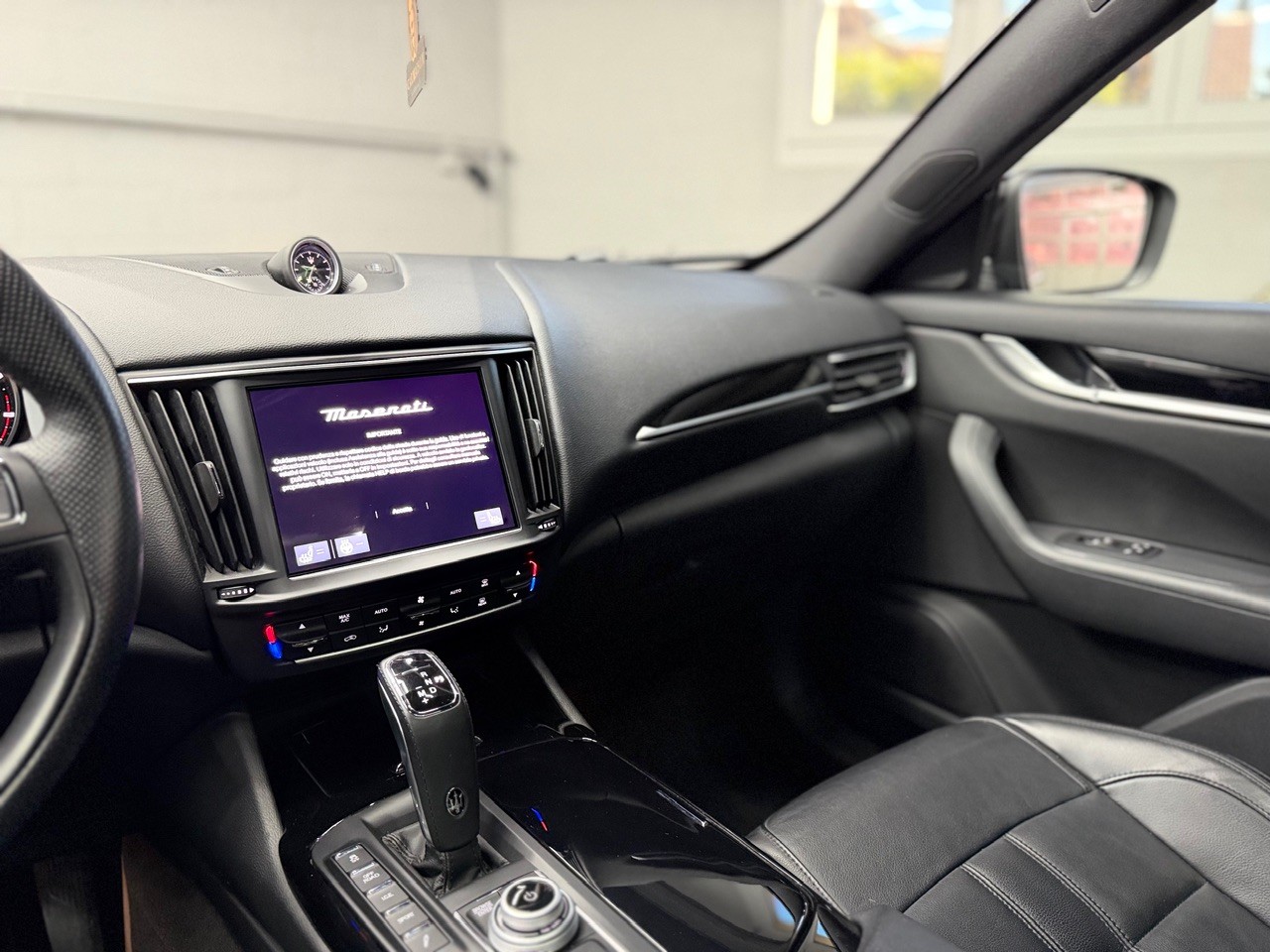 MASERATI Levante 2.0 MHEV GT Hybrid Automatica | 360° Kamera | ACC Tempomat | Schiebedach | AHK 2'700KG-image-17