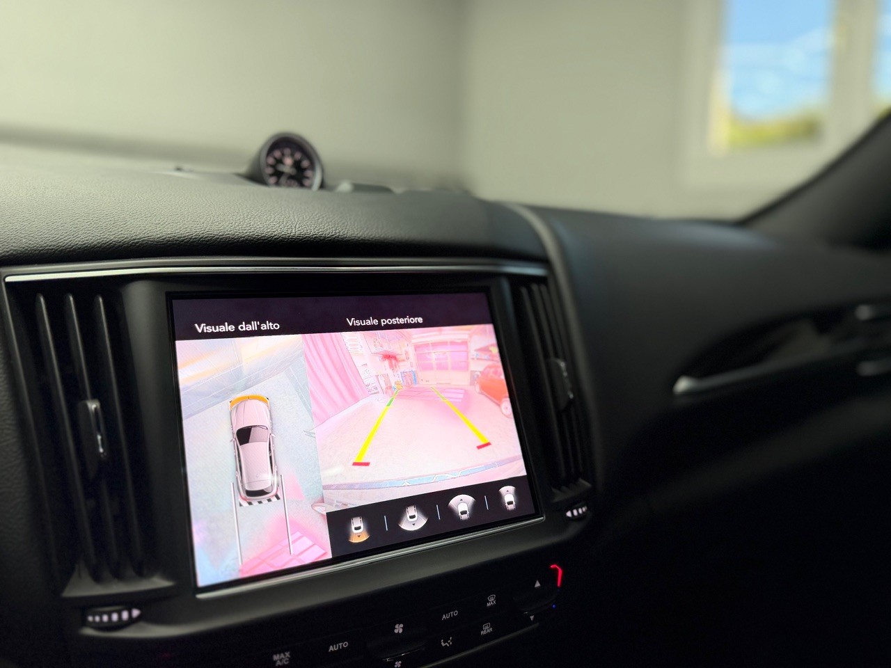 MASERATI Levante 2.0 MHEV GT Hybrid Automatica | 360° Kamera | ACC Tempomat | Schiebedach | AHK 2'700KG-image-25