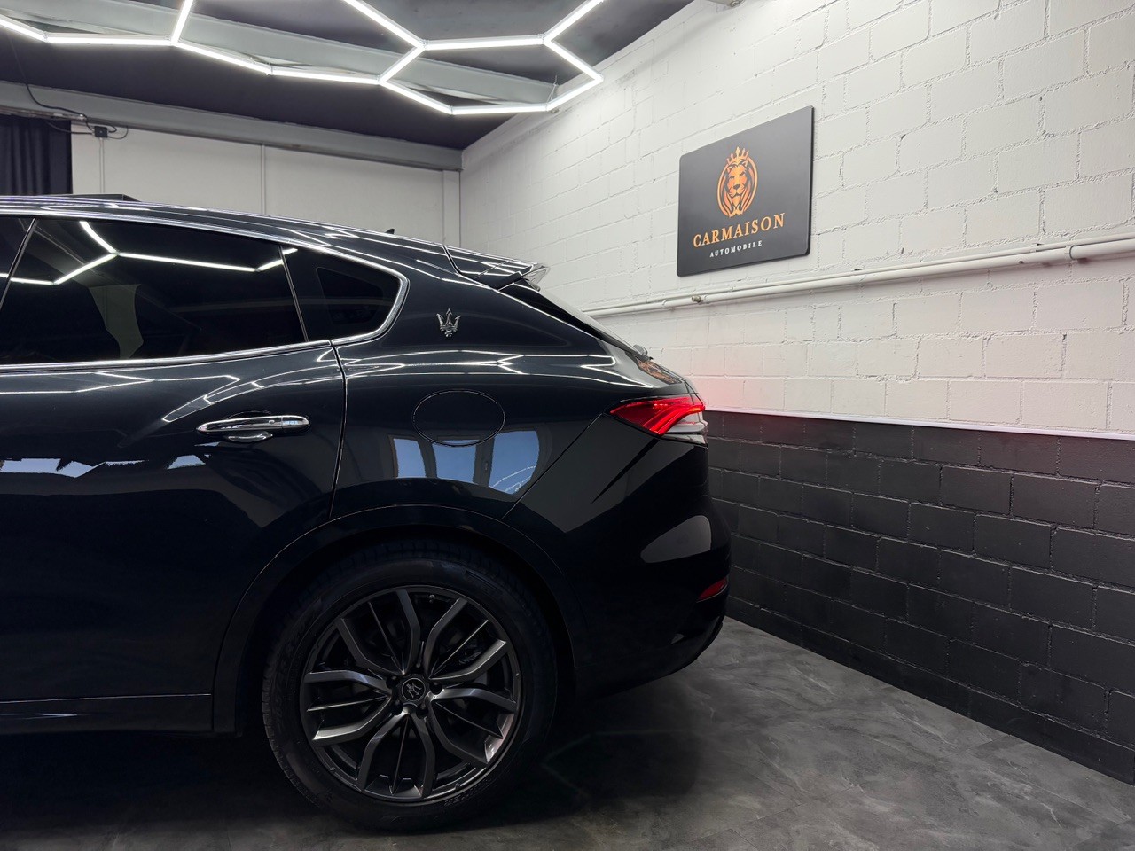 MASERATI Levante 2.0 MHEV GT Hybrid Automatica | 360° Kamera | ACC Tempomat | Schiebedach | AHK 2'700KG-showroom-element-3