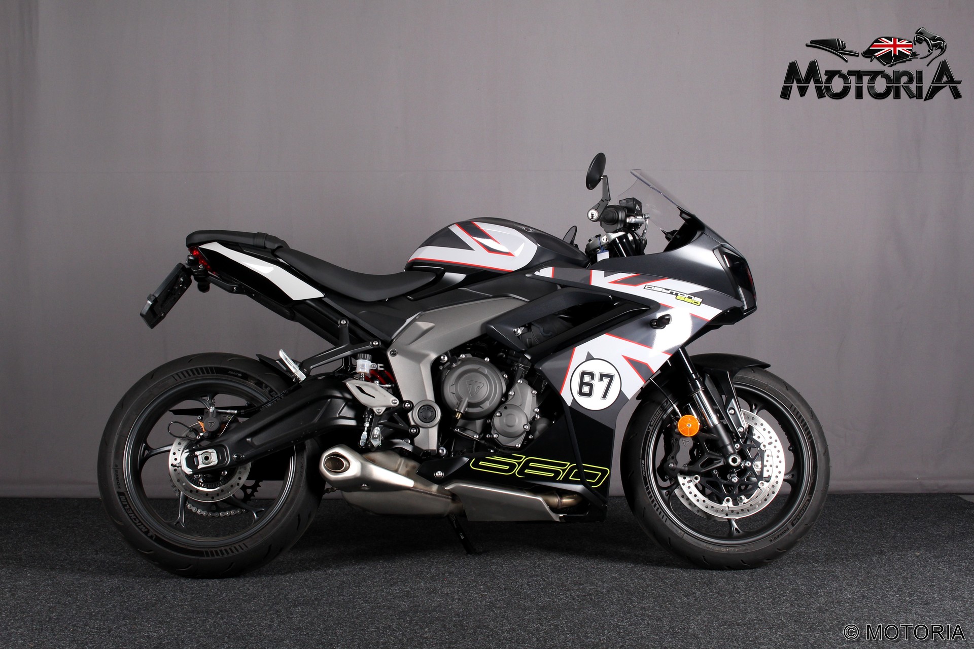 TRIUMPH Daytona 660 Sport-showroom-element-1