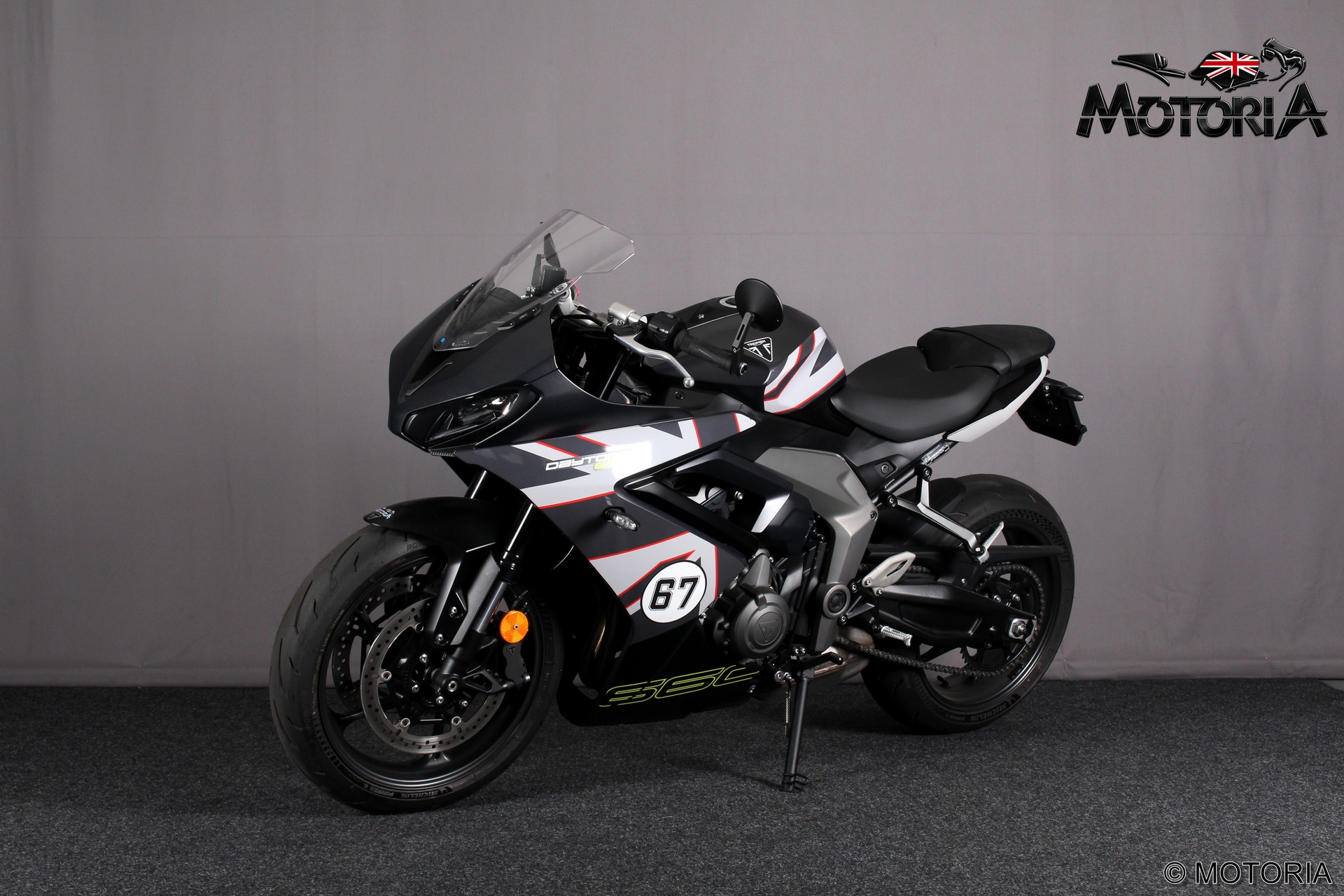 TRIUMPH Daytona 660 Sport-image-6