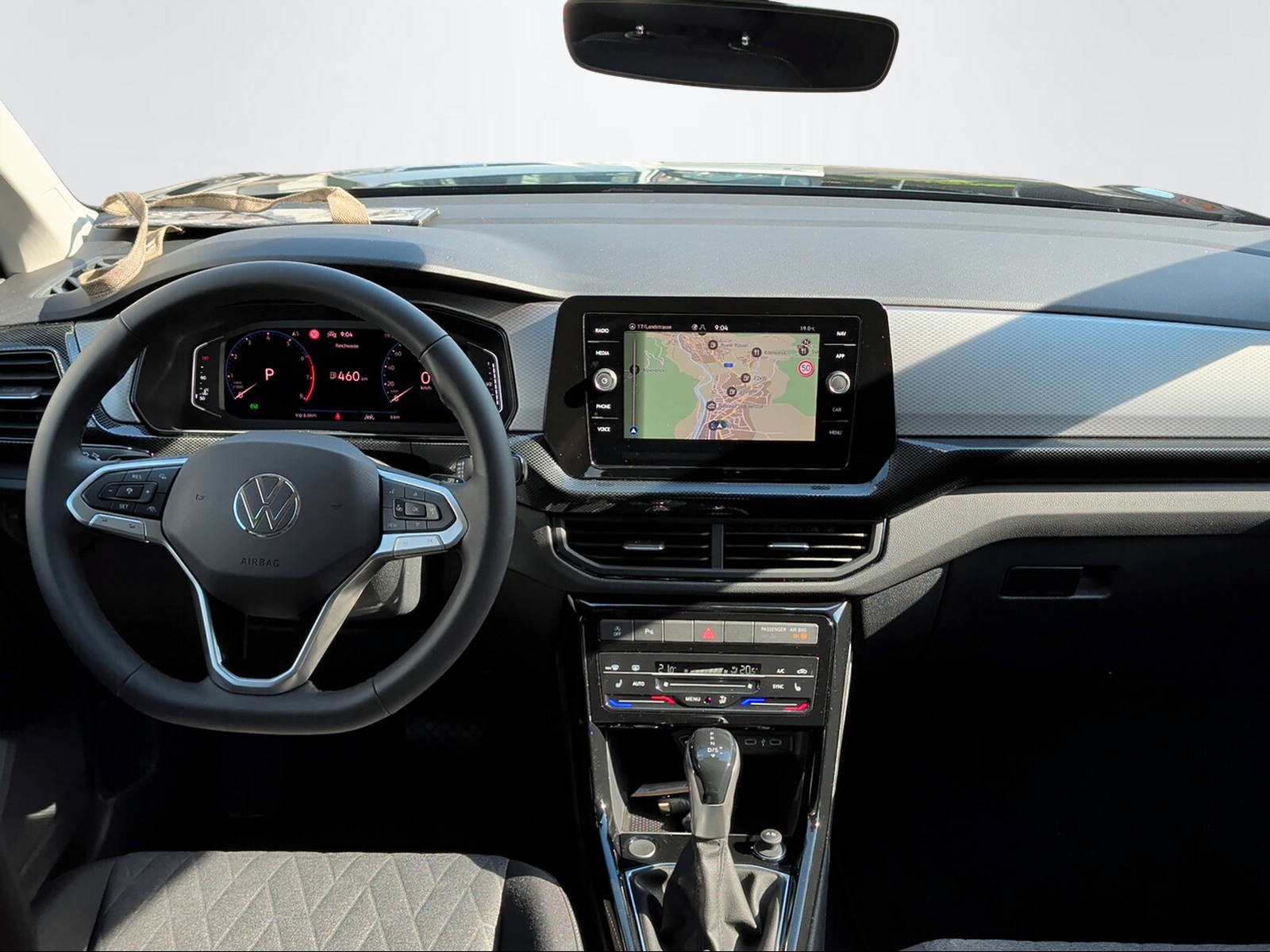 VW T-Cross LI 1.5 TSI 150PS 1500ccm 150PS/110kW 4 Zylinder TSI Benzin-image-9