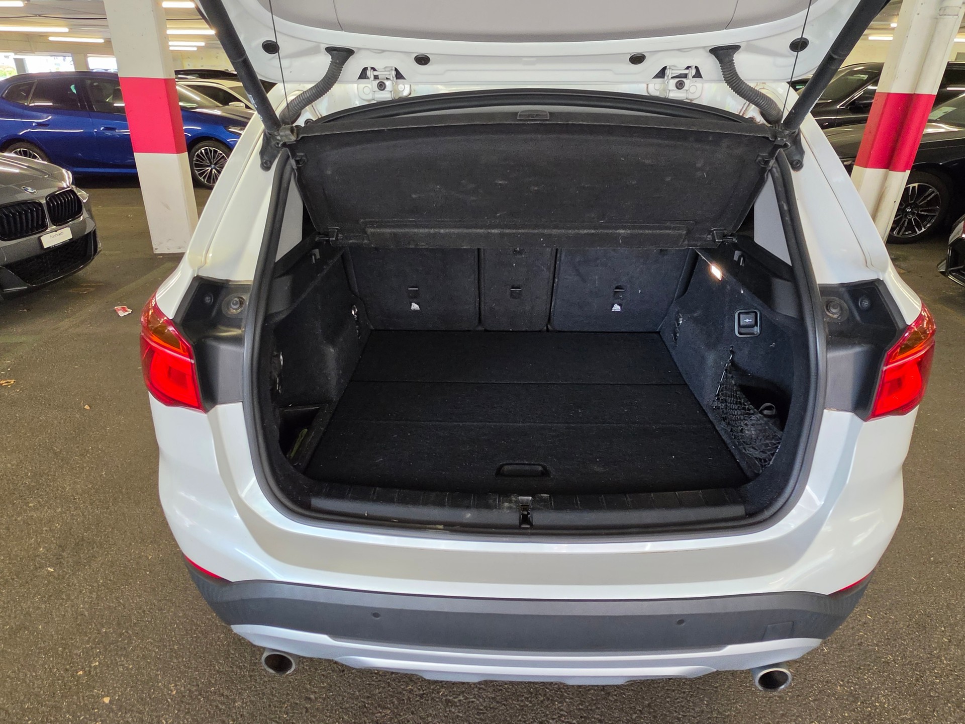 BMW X1 xDrive 20d Steptronic-image-8
