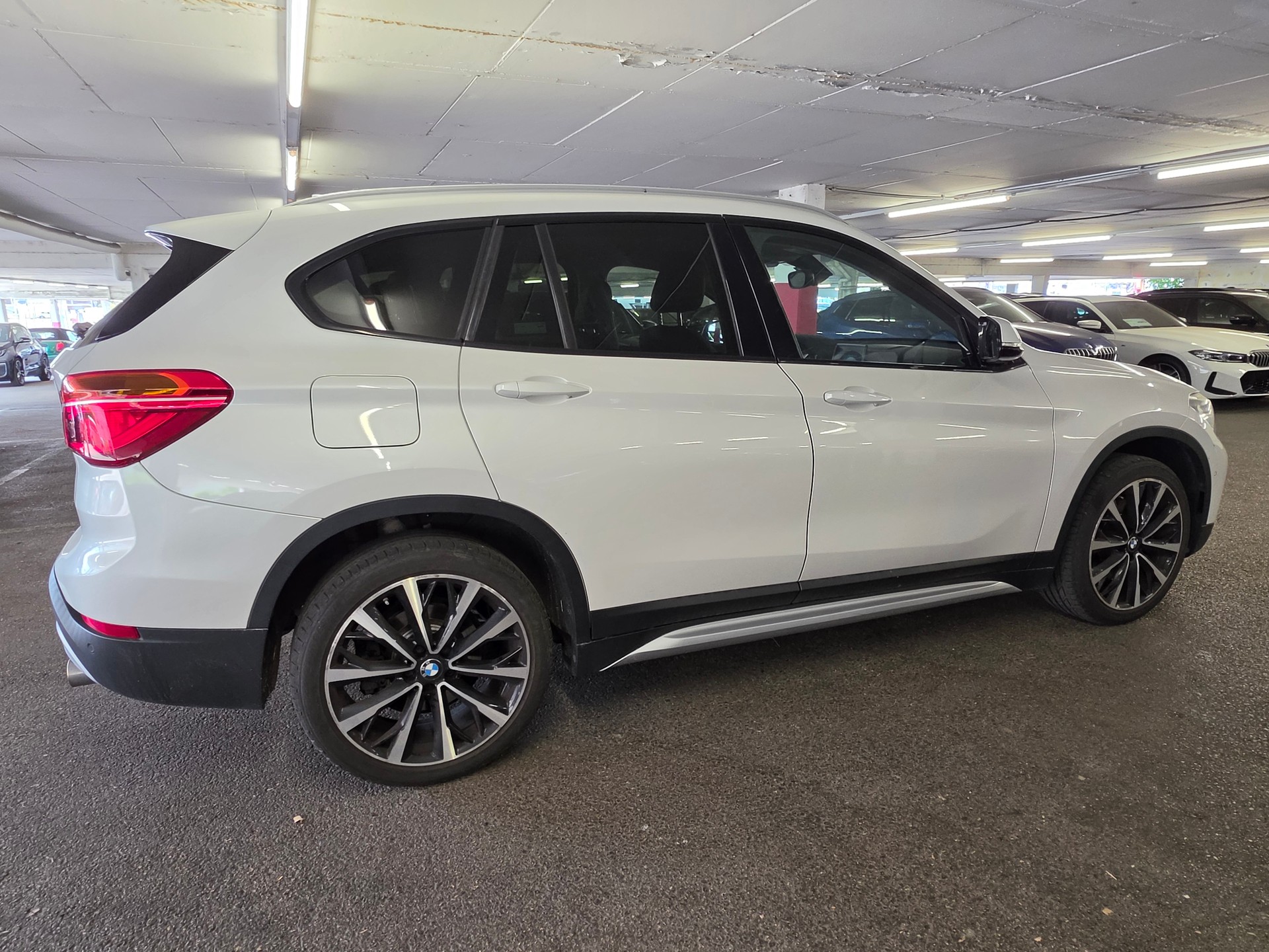 BMW X1 xDrive 20d Steptronic-image-4