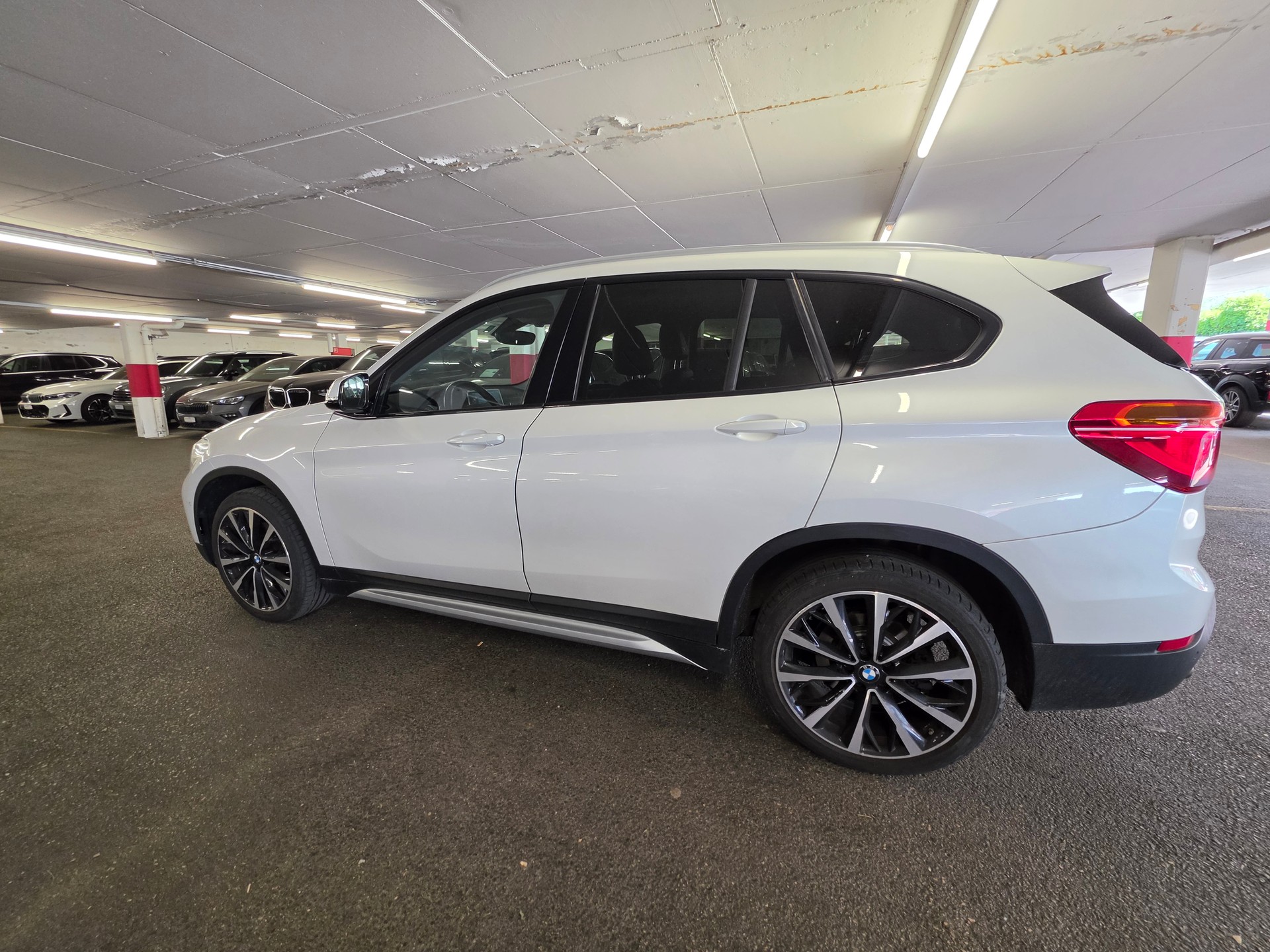 BMW X1 xDrive 20d Steptronic-image-9