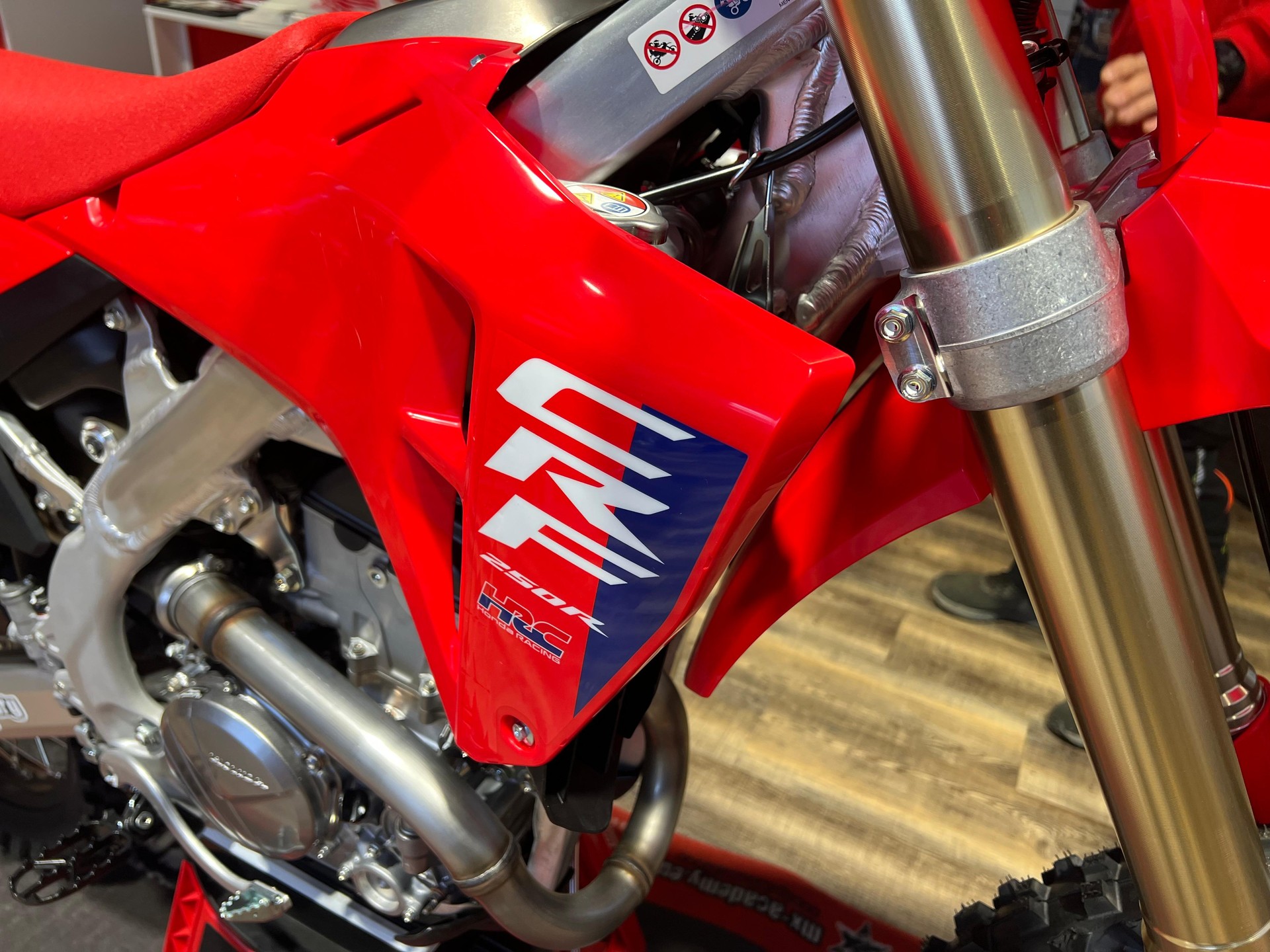 HONDA ** CRF250R ** Neufahrzeug 2026-image-9
