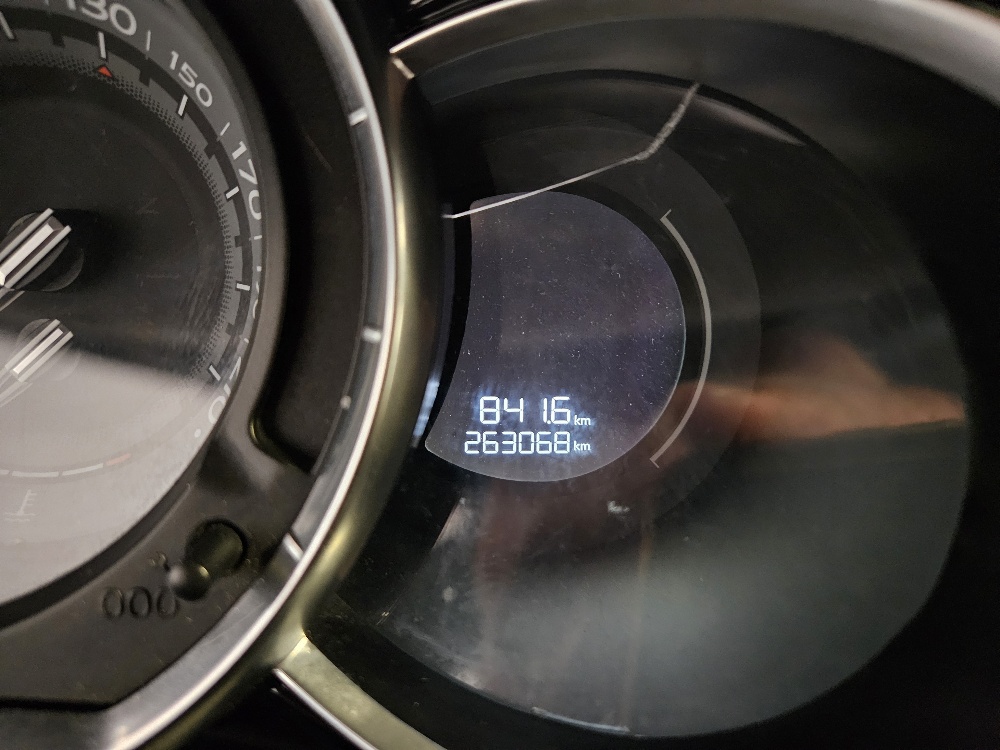 DS AUTOMOBILES DS3 1.6 VTi Ultra Prestige-image-10