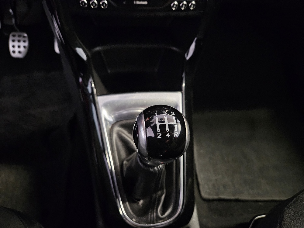 DS AUTOMOBILES DS3 1.6 VTi Ultra Prestige-image-13