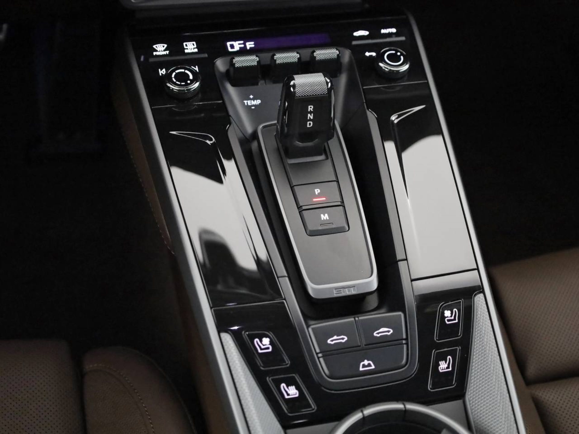 PORSCHE 911 Carrera 4S Cabriolet-image-19