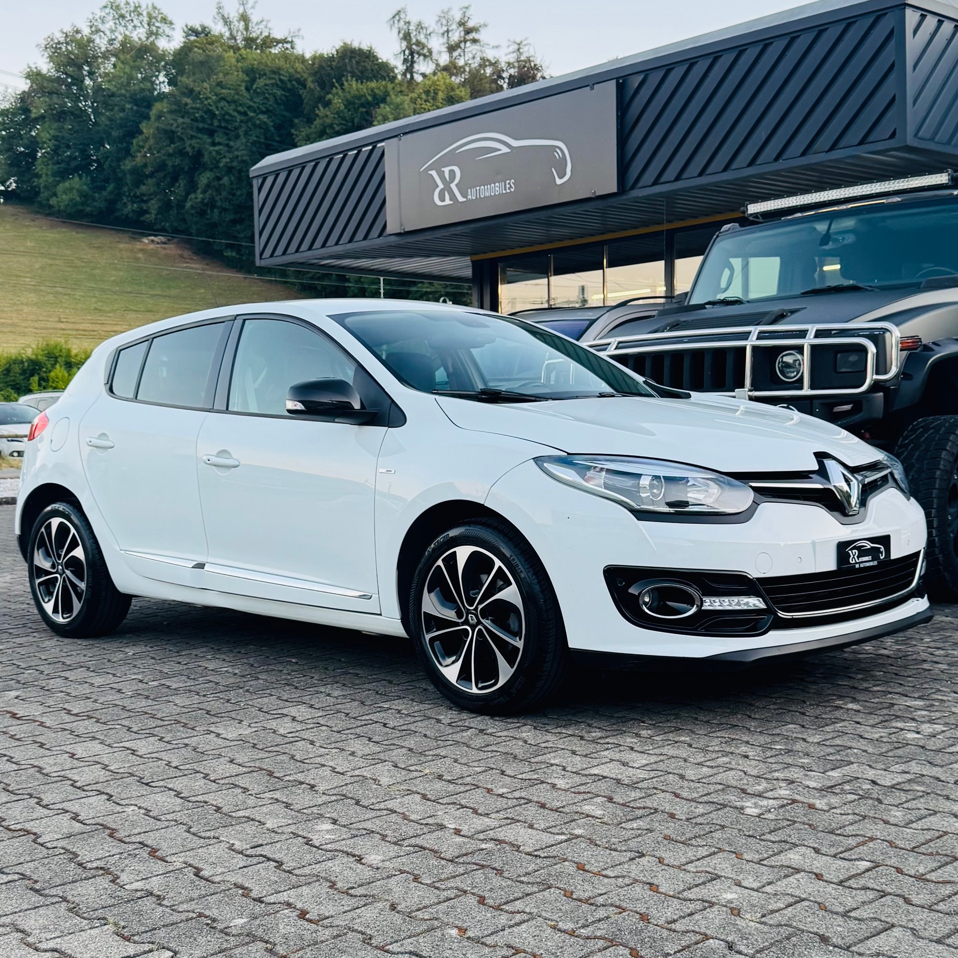 RENAULT Mégane 1.2 16V Turbo Swiss Edition EDC-image-0