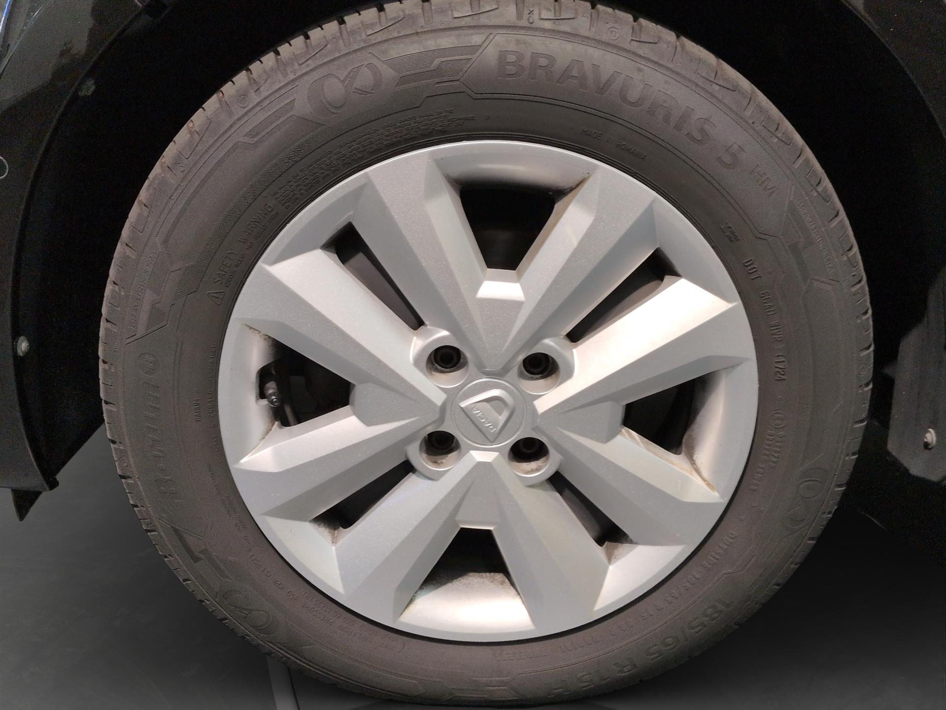 DACIA Sandero TCe 90 Comfort-image-21