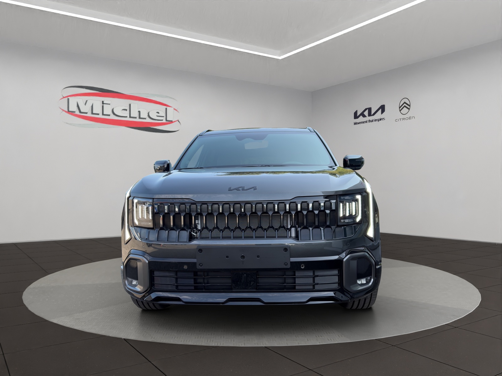 KIA Seltos 1.6T-GDi X-Line 7DCT 4x4** der neue SUV Allrad mit kraftvollem Design** / 0.99% Leasing-Aktion-image-1