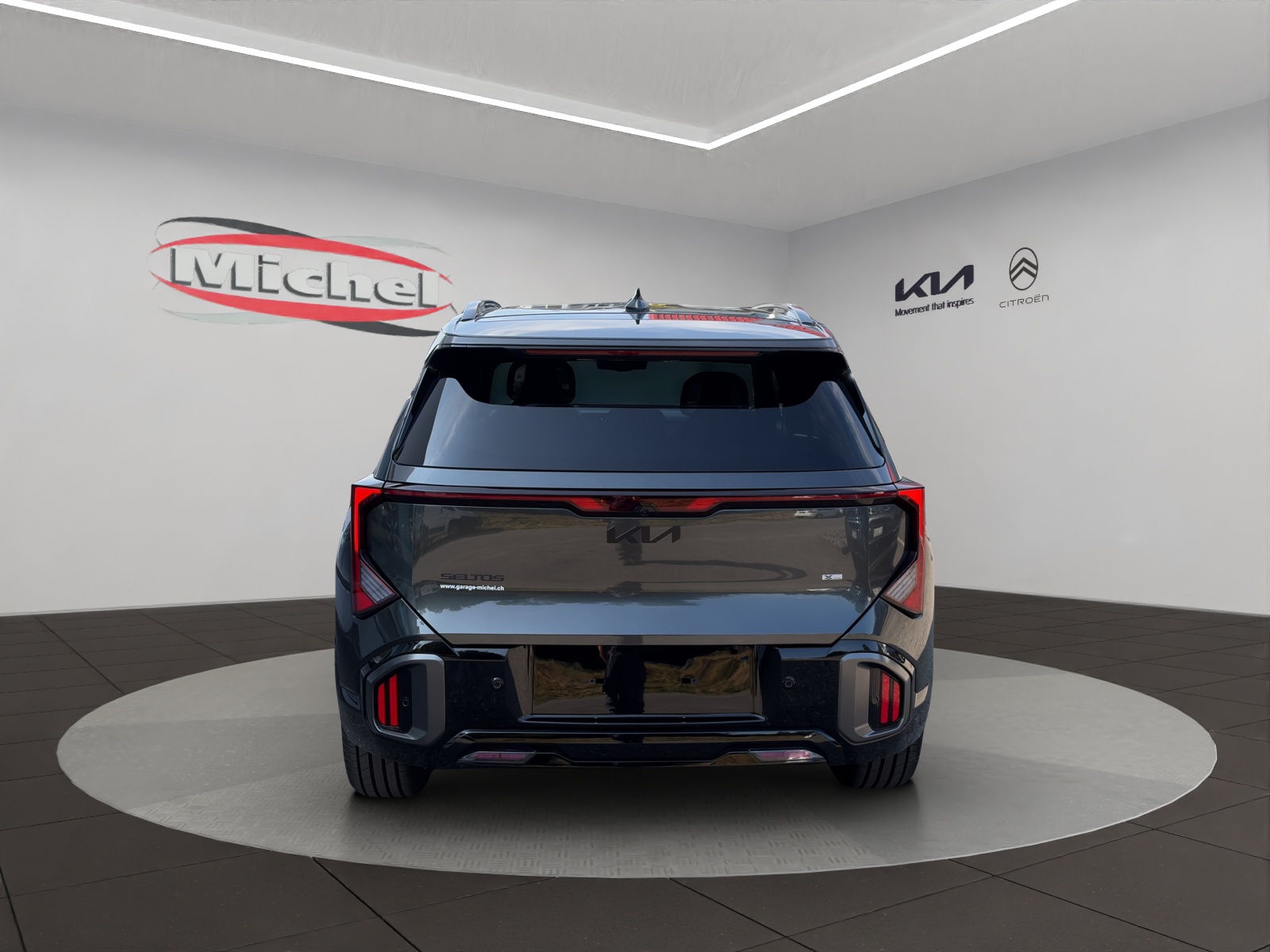KIA Seltos 1.6T-GDi X-Line 7DCT 4x4** der neue SUV Allrad mit kraftvollem Design** / 0.99% Leasing-Aktion-image-5
