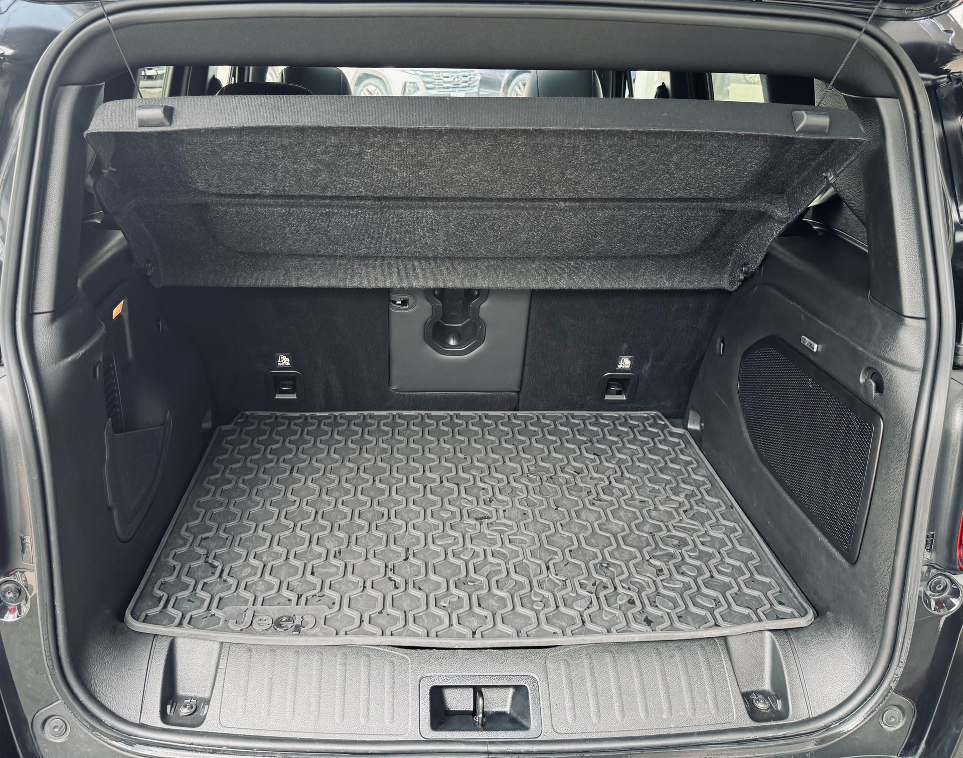 JEEP Renegade 1.3 T PHEV S AWD-image-10