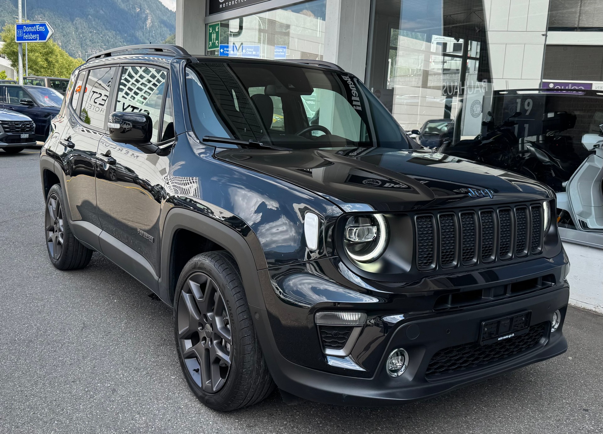 JEEP Renegade 1.3 T PHEV S AWD-image-0