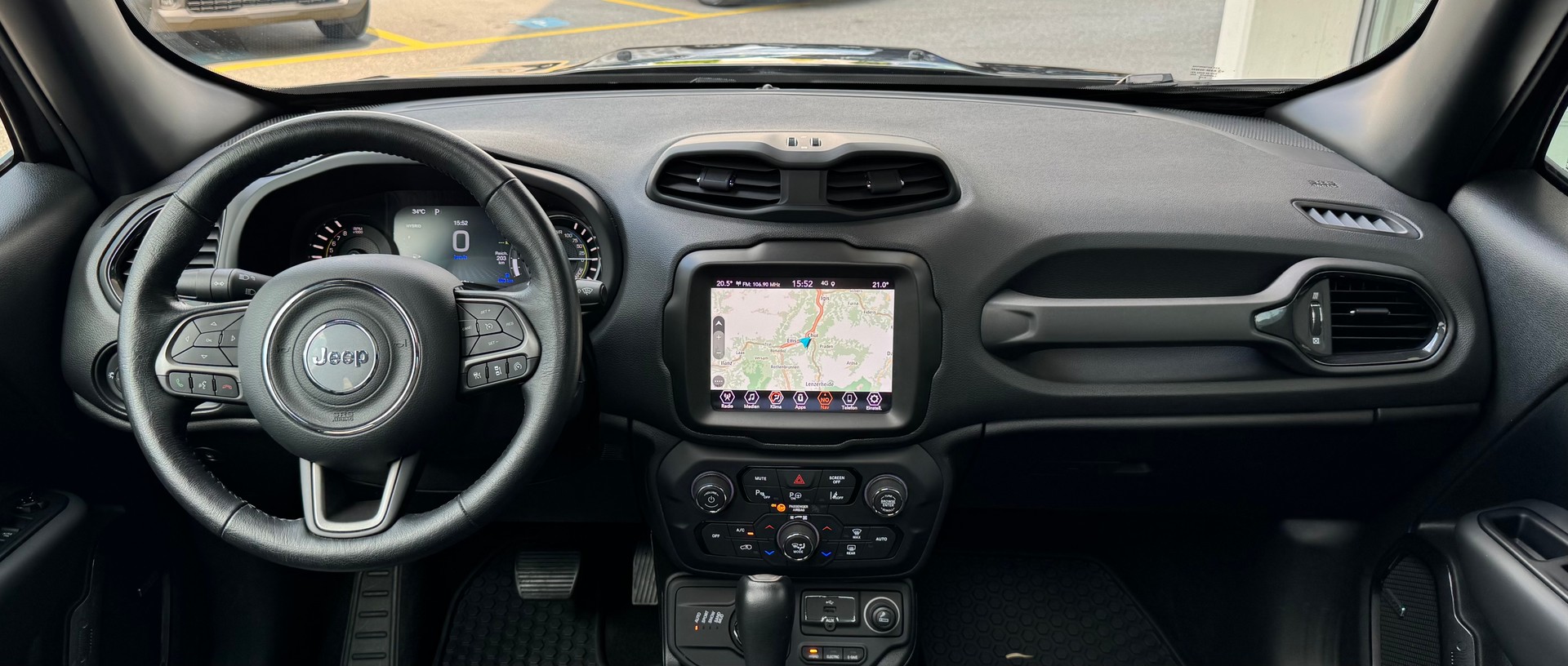 JEEP Renegade 1.3 T PHEV S AWD-image-12