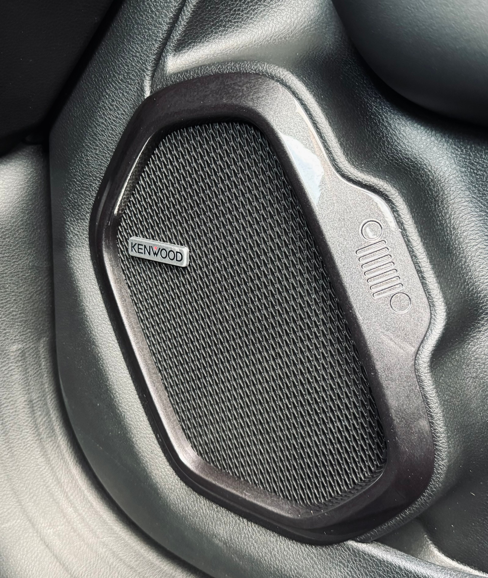 JEEP Renegade 1.3 T PHEV S AWD-image-20