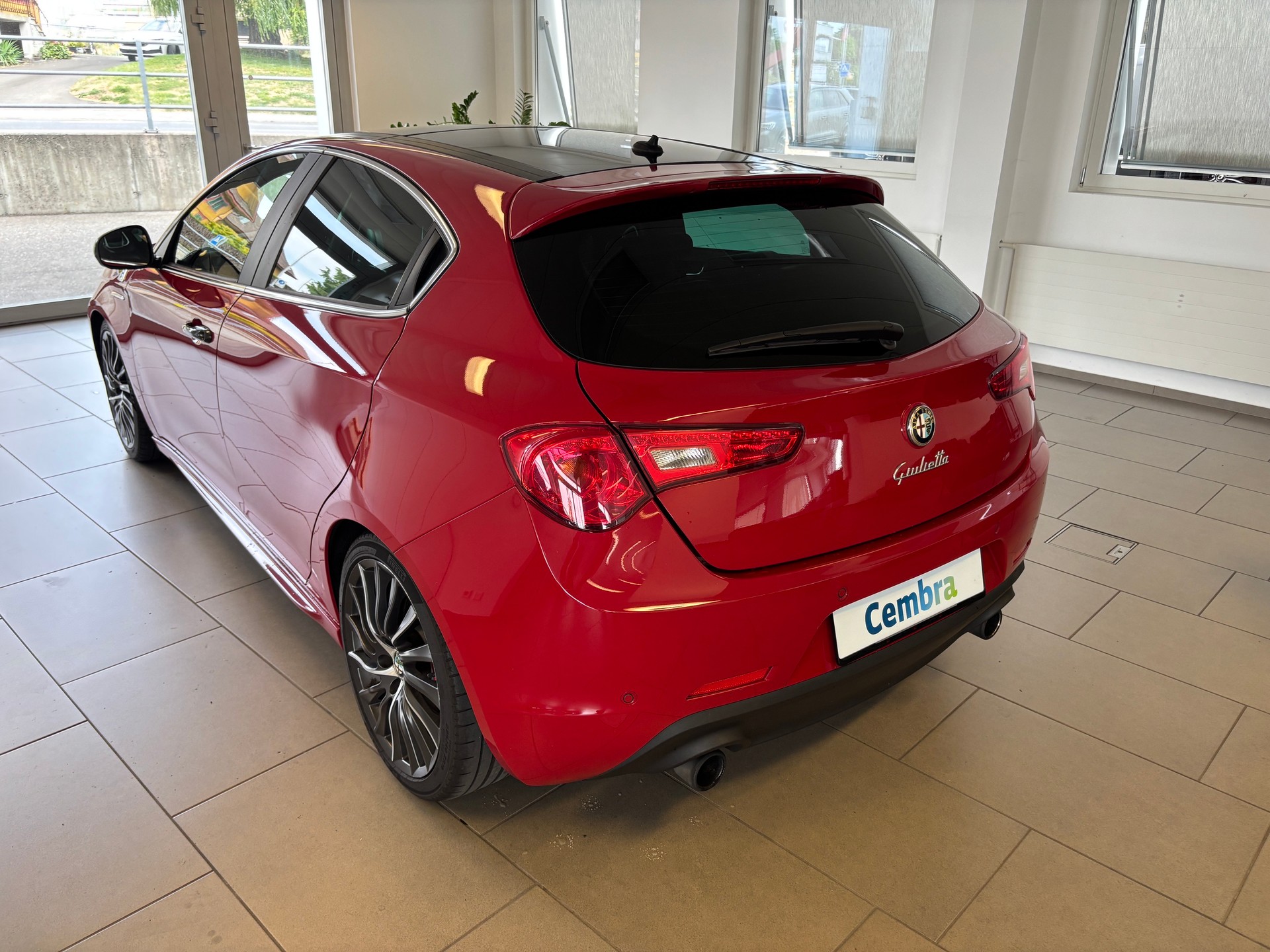 ALFA ROMEO Giulietta 1750 TBi Quadrifoglio Verde TCT-image-3