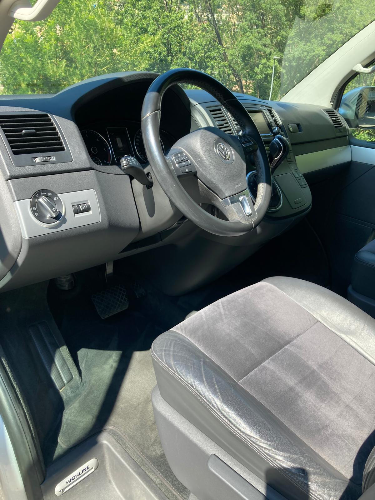 VW T5 Multivan 2.0 Bi-TDI CR Highline 4Motion DSG-image-14