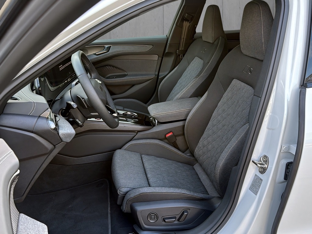 AUDI A6 Limousine e-hybrid quattro 270 kW S tronic*Standklima, B&O Sound, Panodach, (5-Jahre Garantie)-image-9