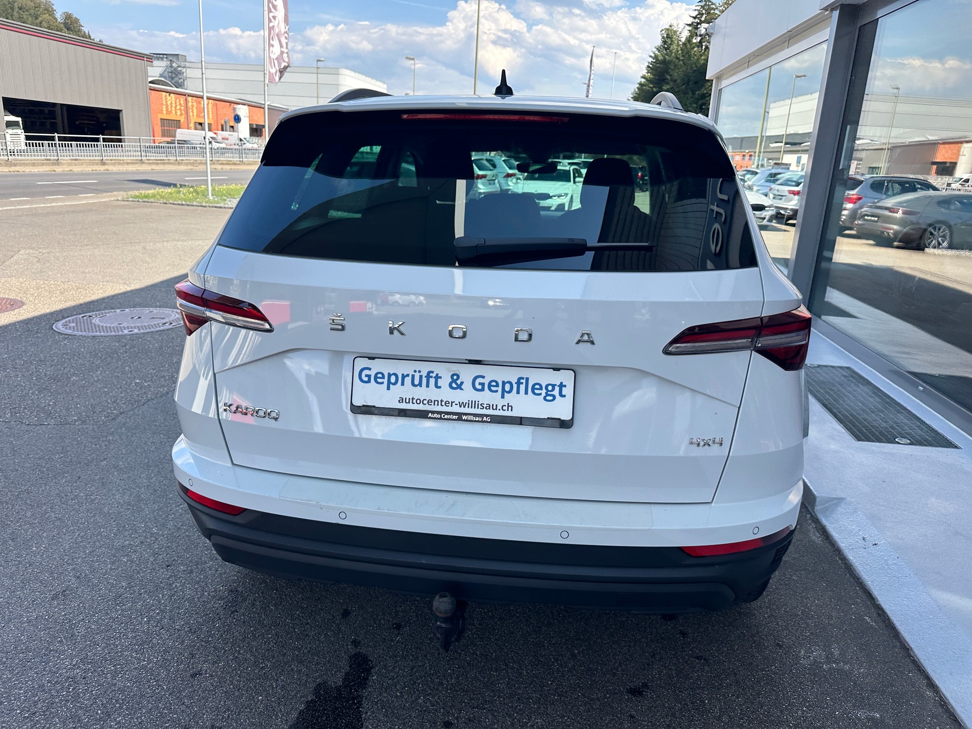 SKODA Karoq 2.0 TDI CR Style 4x4 DSG AHK 2.1 T-image-6