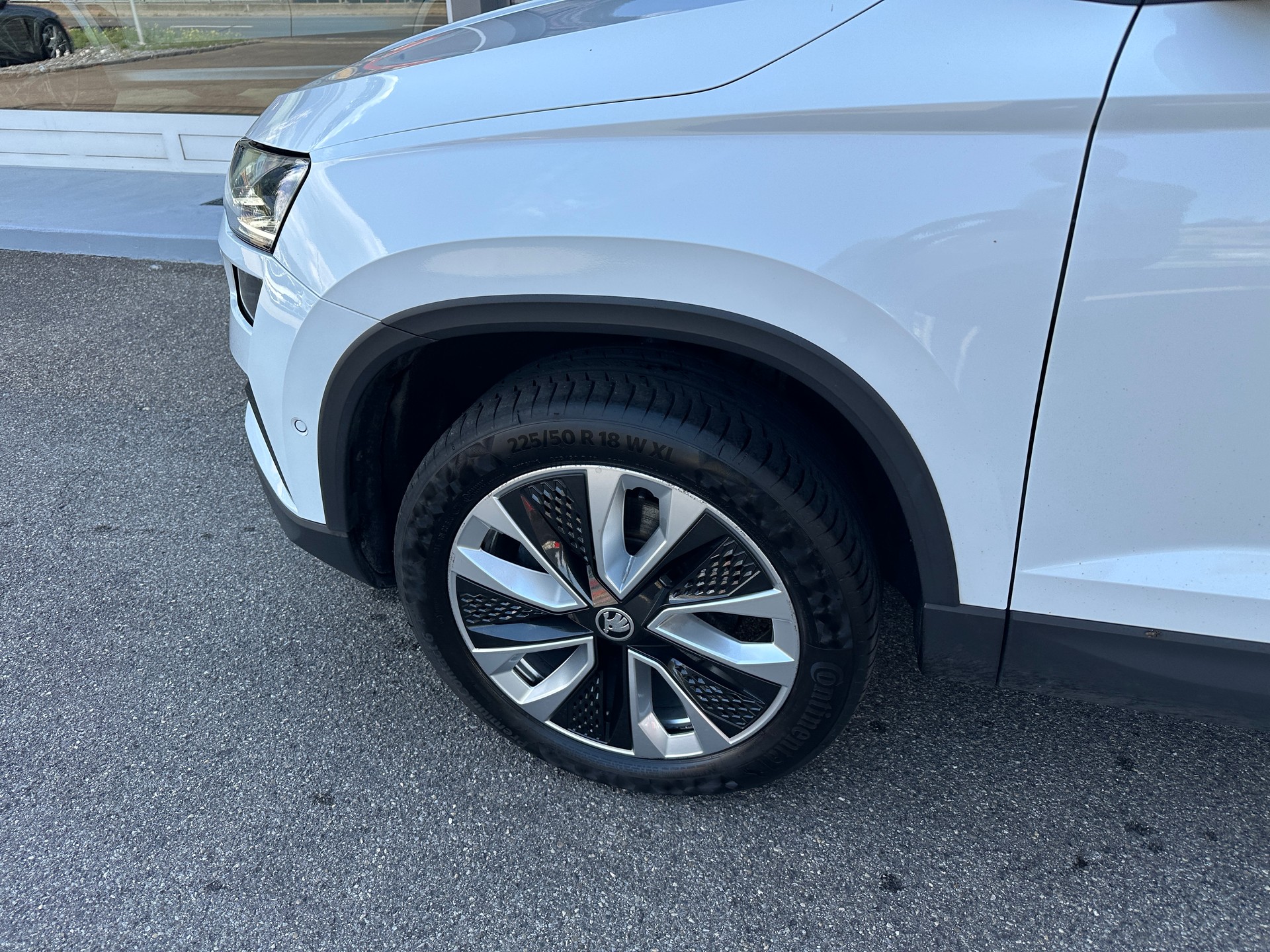 SKODA Karoq 2.0 TDI CR Style 4x4 DSG AHK 2.1 T-image-10