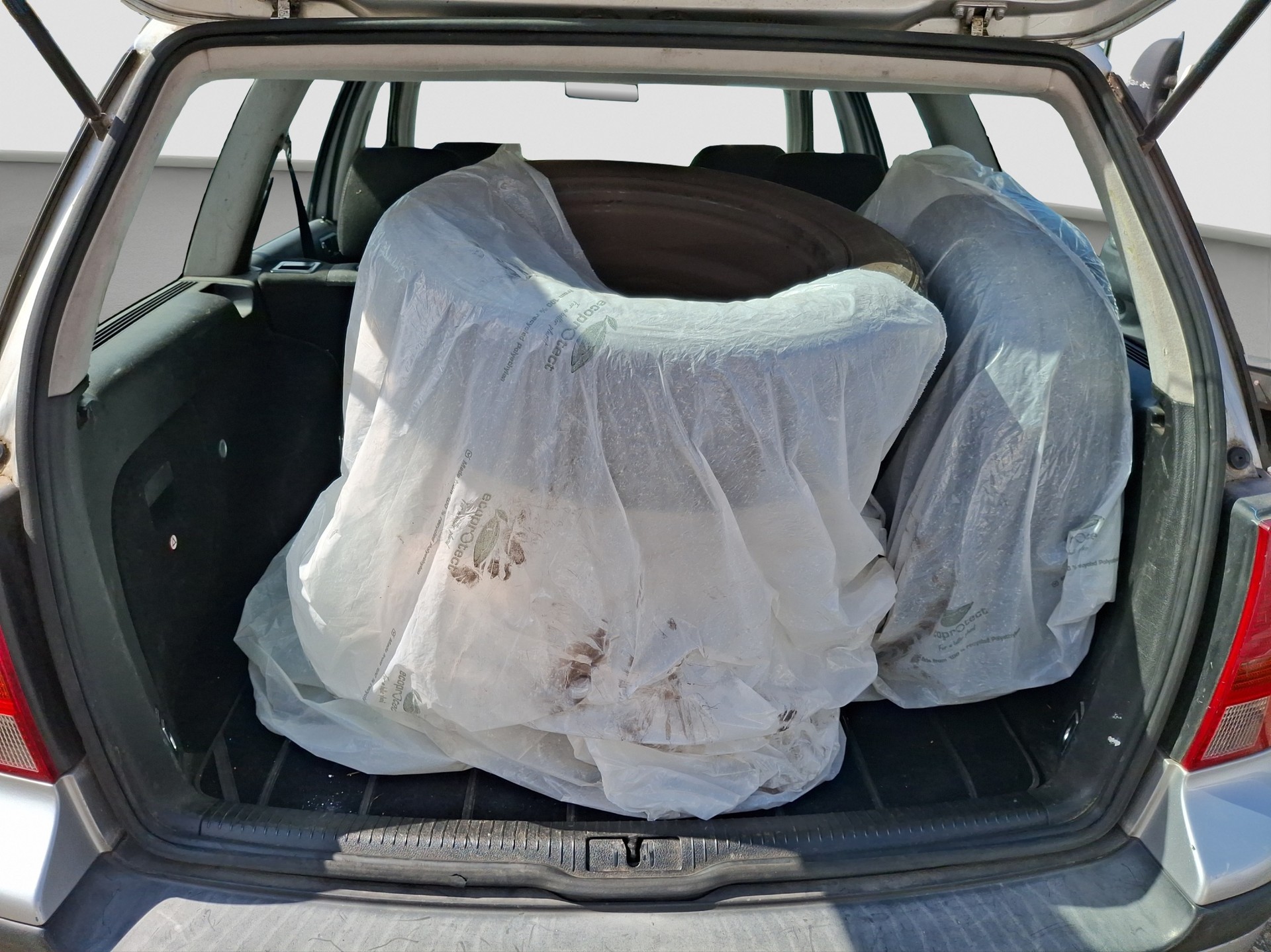 VW Golf Variant 2.0 Comfortline 4Motion-image-4
