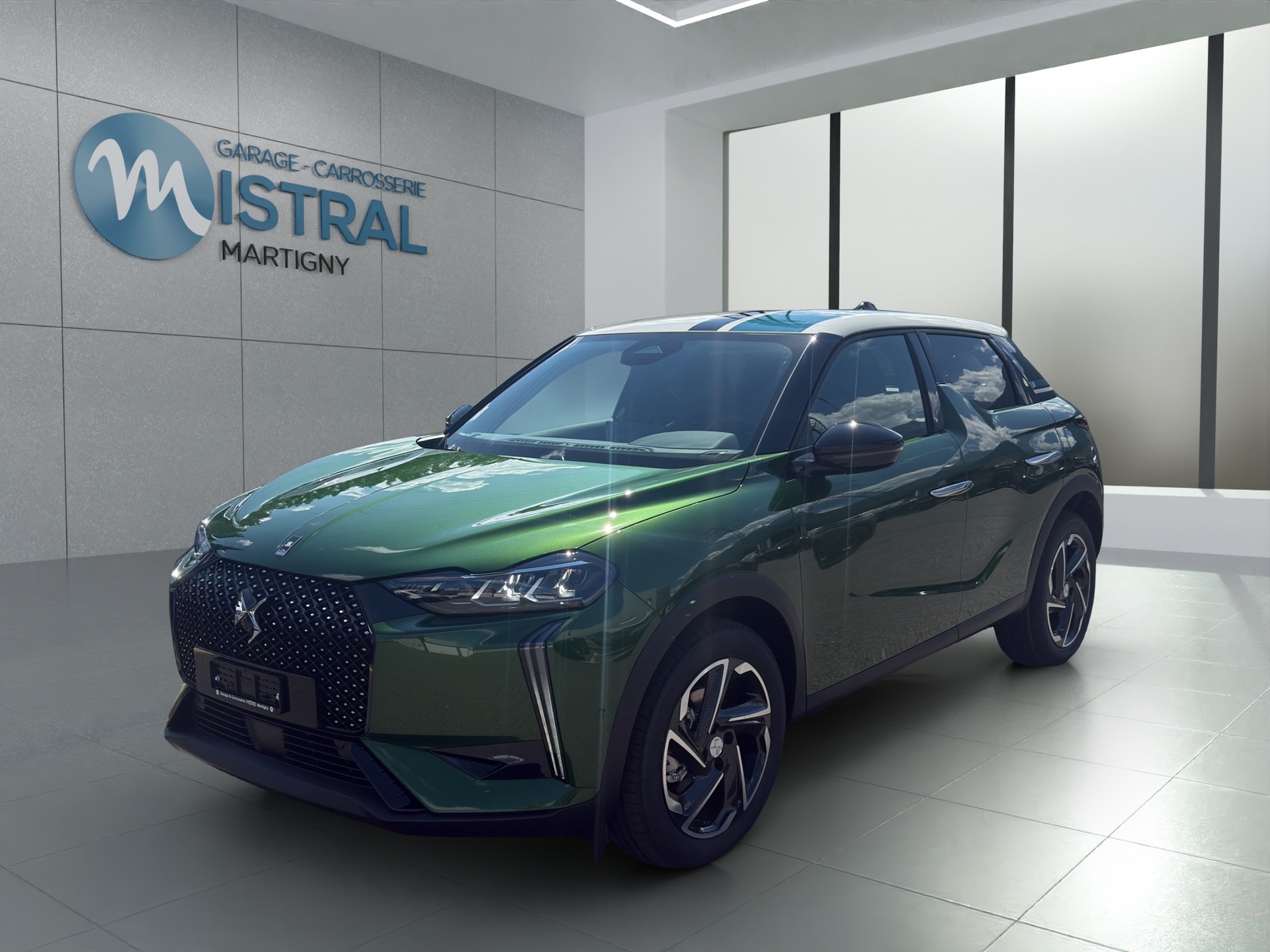 DS AUTOMOBILES 3 Crossback 1.2 Hybrid Maison Sarah Lavoine-image-0
