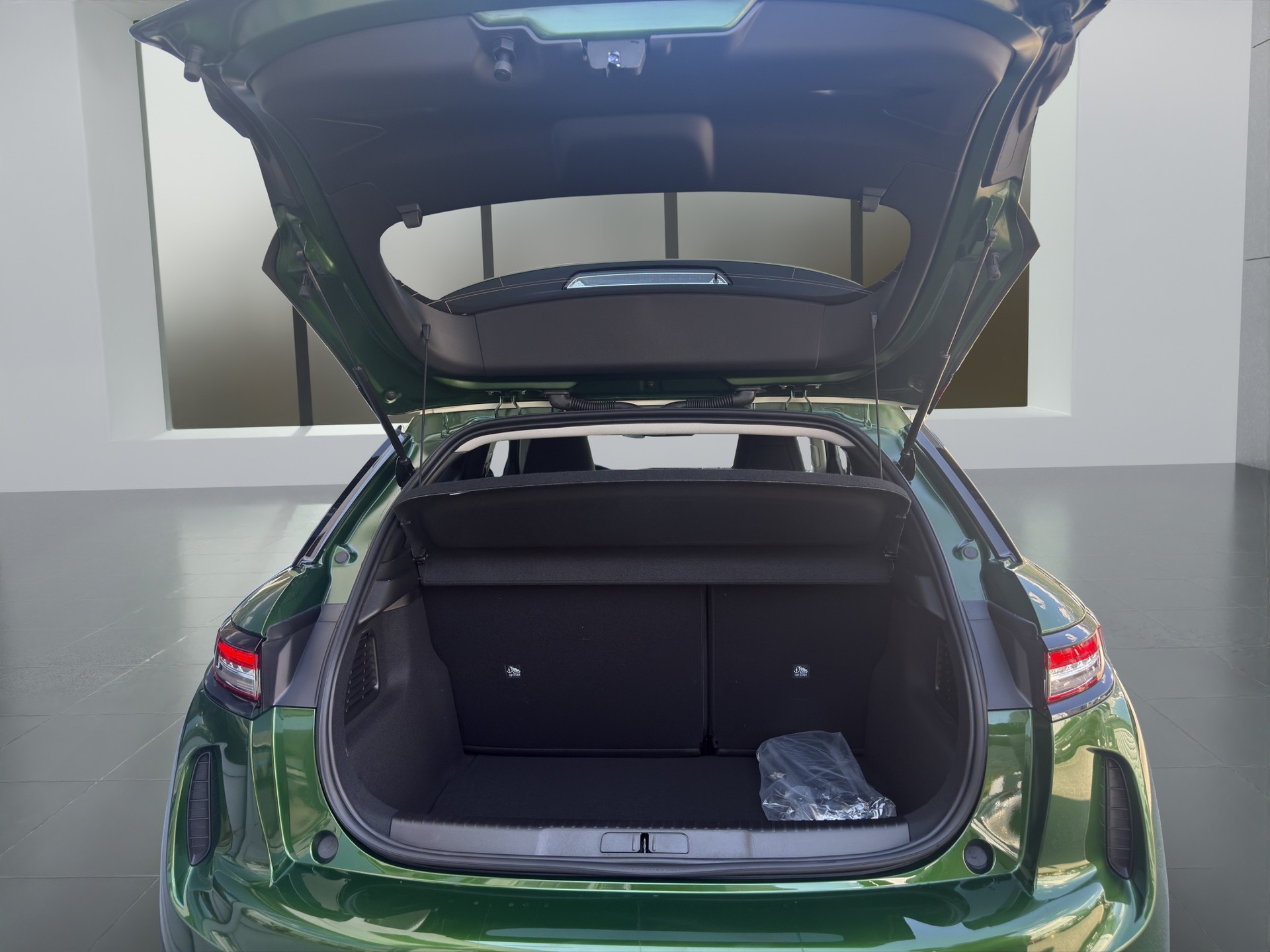 DS AUTOMOBILES 3 Crossback 1.2 Hybrid Maison Sarah Lavoine-image-17