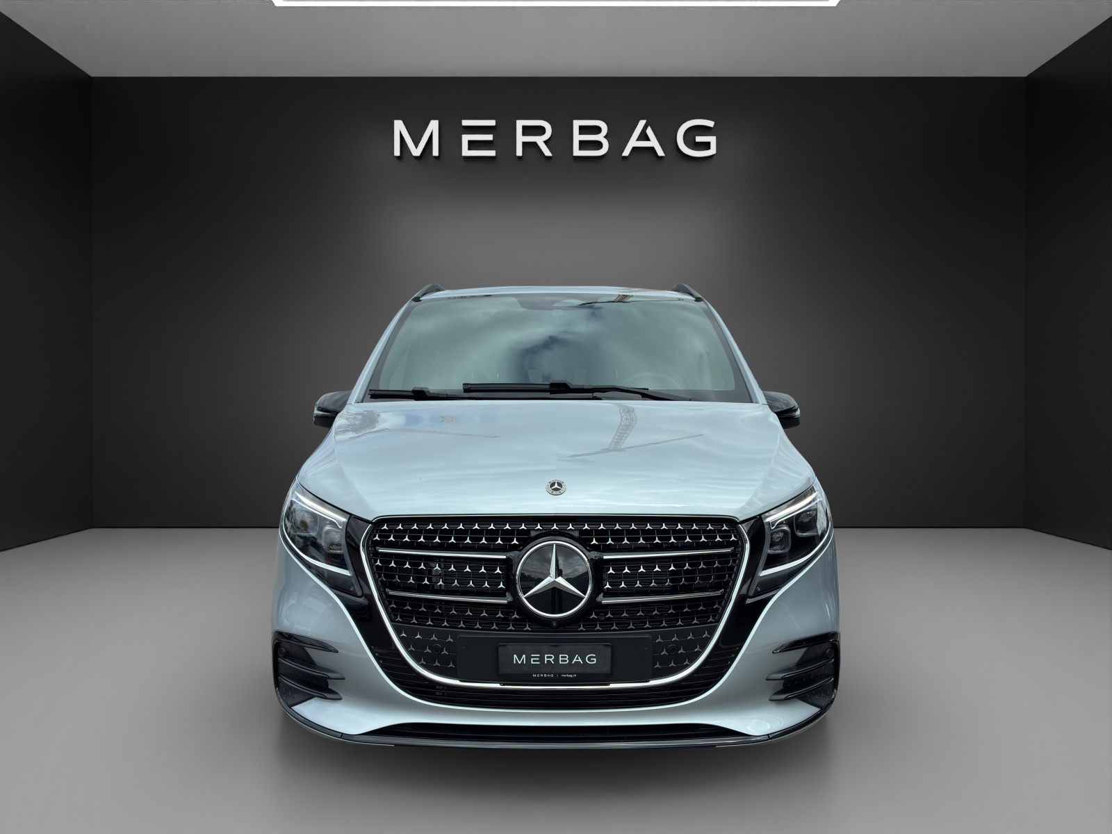 MERCEDES-BENZ V 300 d lang 4Matic Swiss Edition 9G-Tronic-image-1