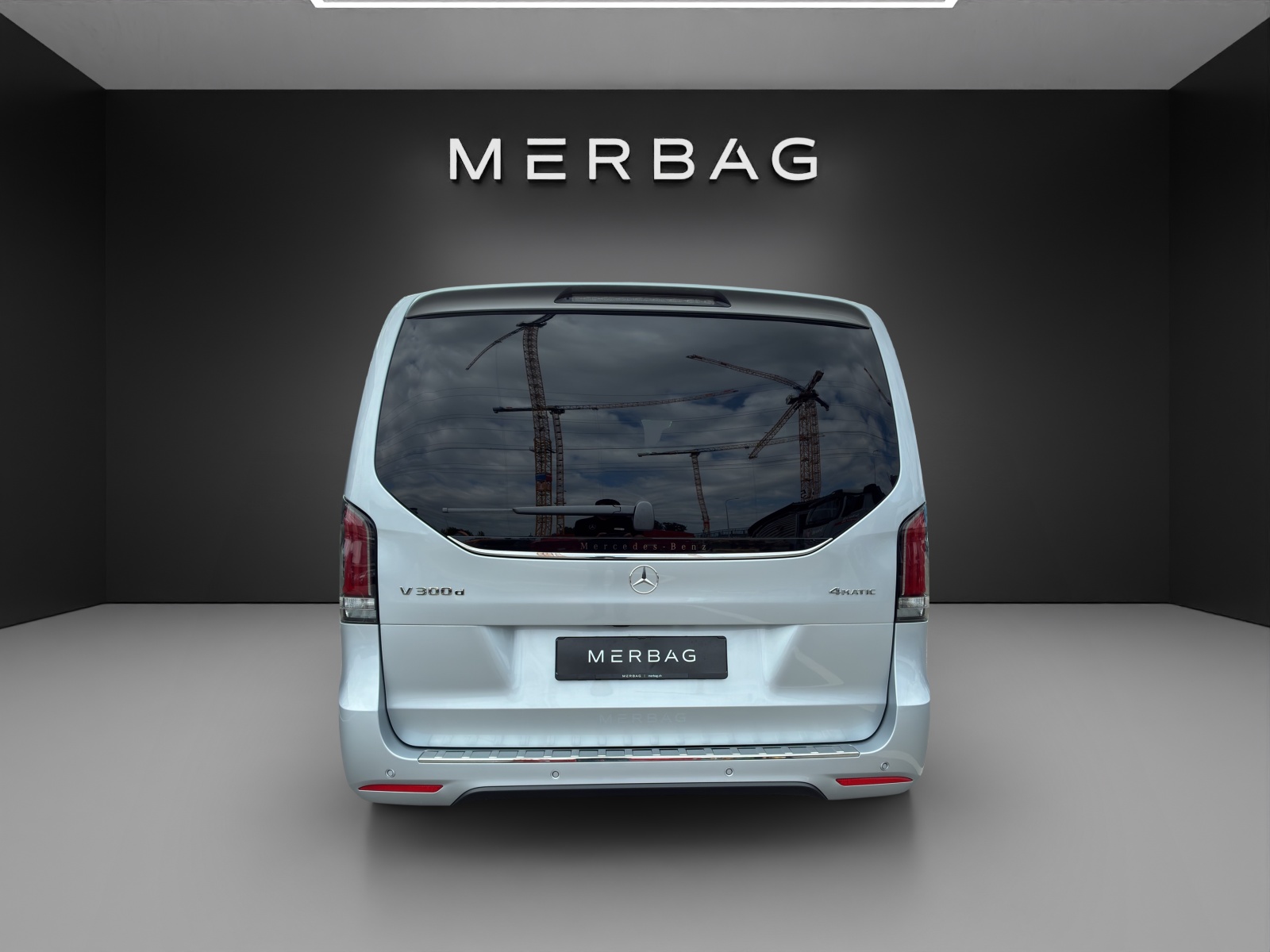 MERCEDES-BENZ V 300 d lang 4Matic Swiss Edition 9G-Tronic-image-4