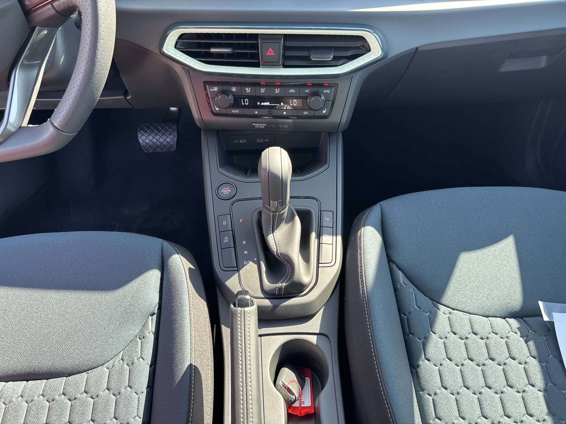 SEAT Arona 1.0 TSi Eco Style DSG-Automat-image-11
