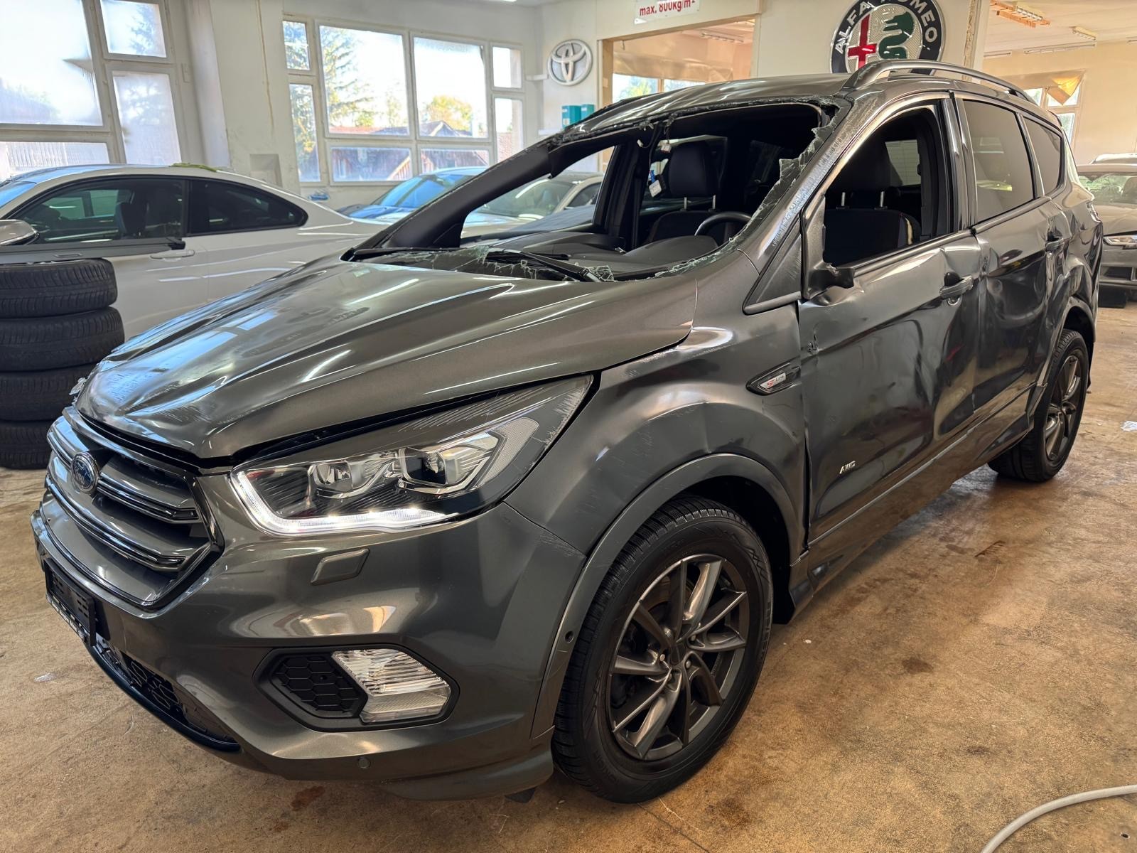 FORD Kuga 2.0 TDCi ST Line High 4WD PowerShift-image-0