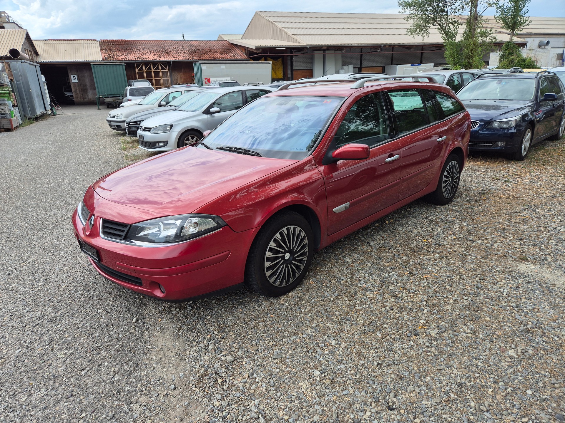 RENAULT Laguna Grandtour 2.2 dCi Dynamique-image-2