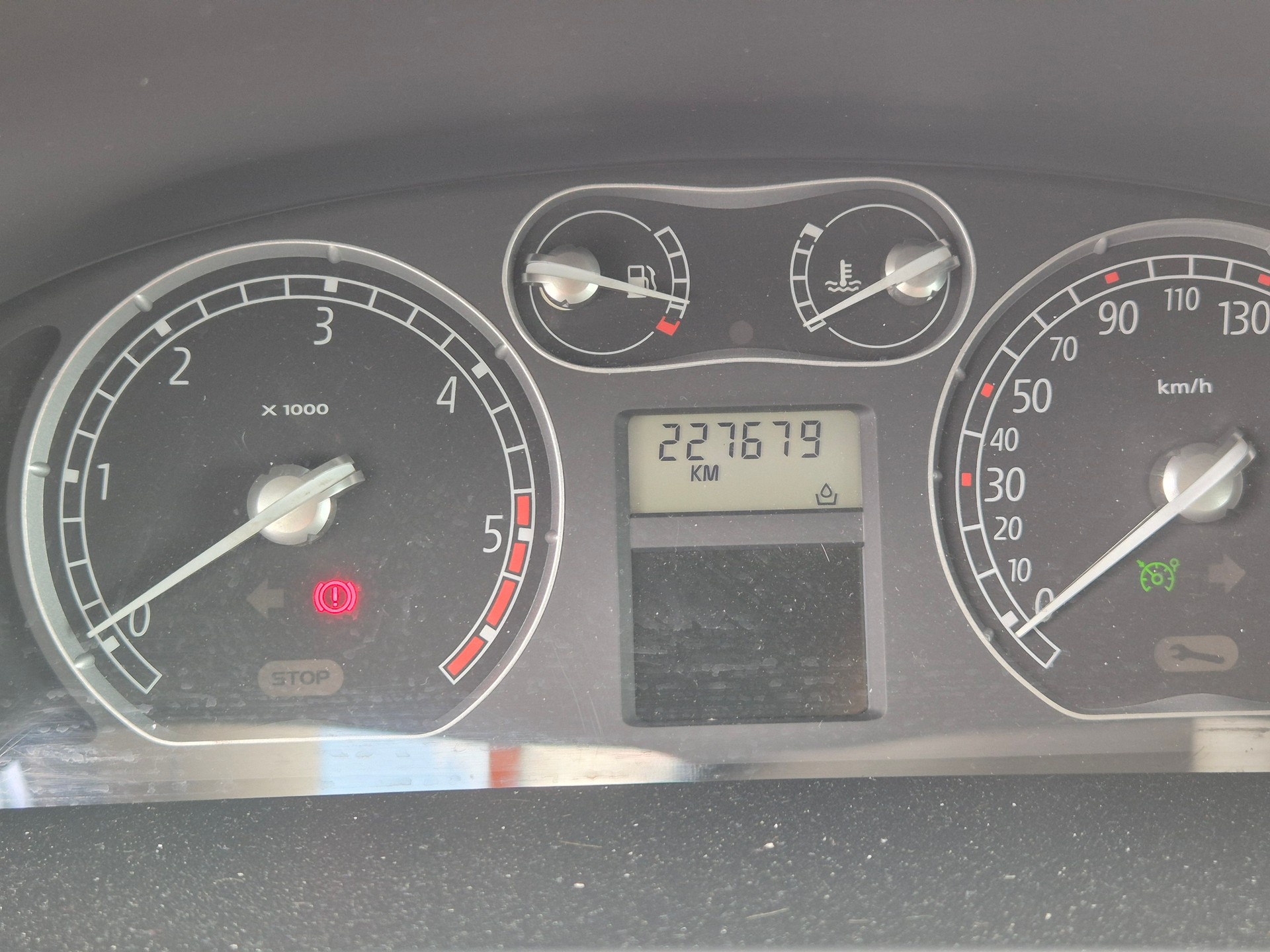 RENAULT Laguna Grandtour 2.2 dCi Dynamique-image-9