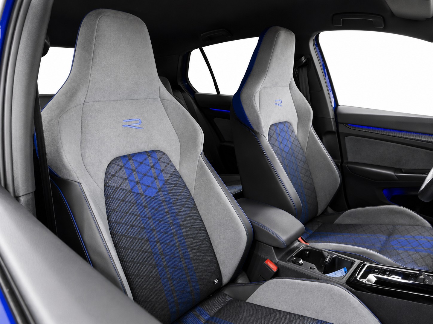 VW Golf 2.0 TSI R DSG 4Motion * IQ-Light *-image-11