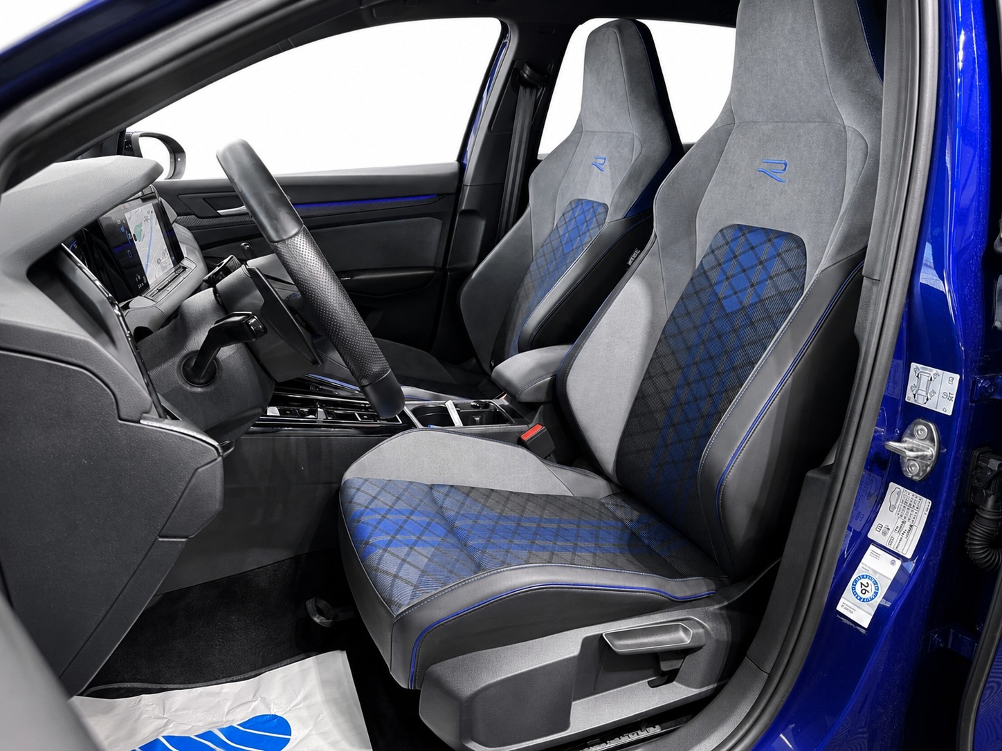 VW Golf 2.0 TSI R DSG 4Motion * IQ-Light *-image-10