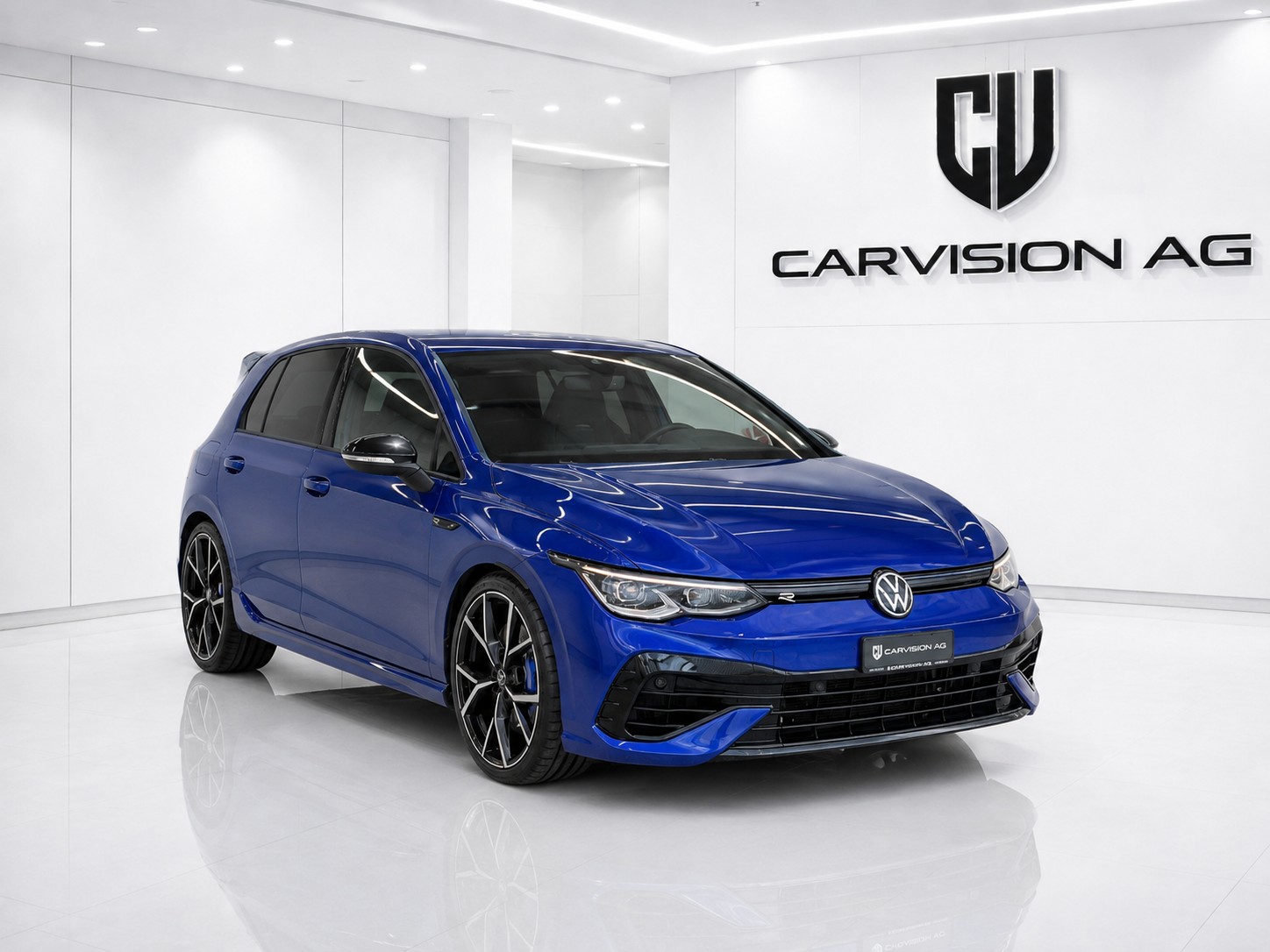 VW Golf 2.0 TSI R DSG 4Motion * IQ-Light *-image-2
