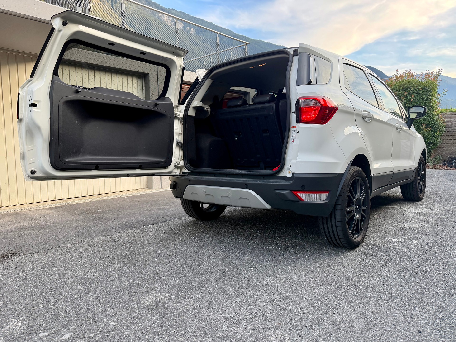 FORD 1.0 EcoB 140 Titanium S-image-2