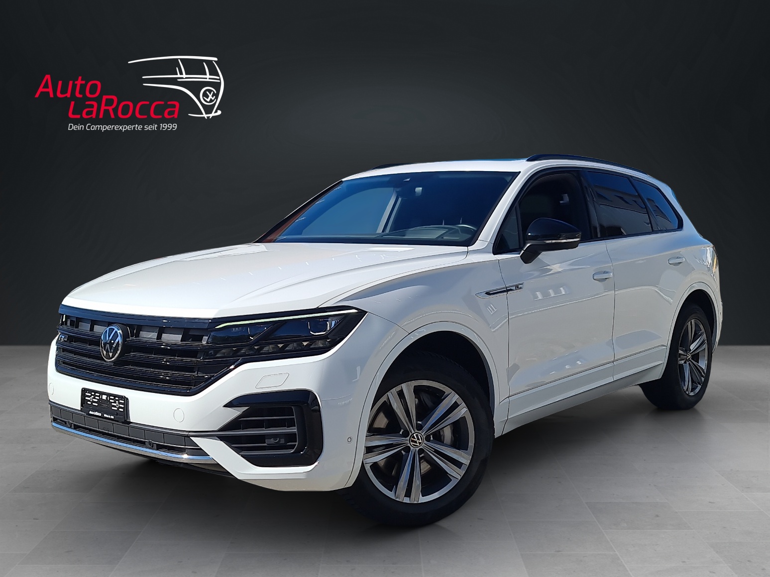 VW Touareg 3.0 TSI R-Line Tiptronic-image-0