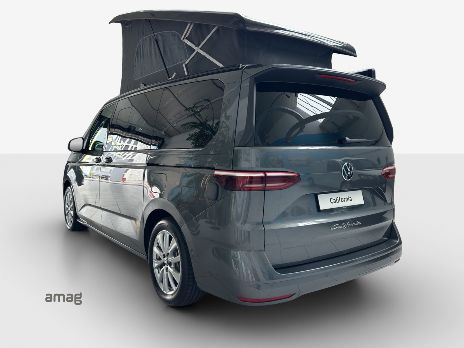VW California 2.0 TDI Beach Tour-image-2