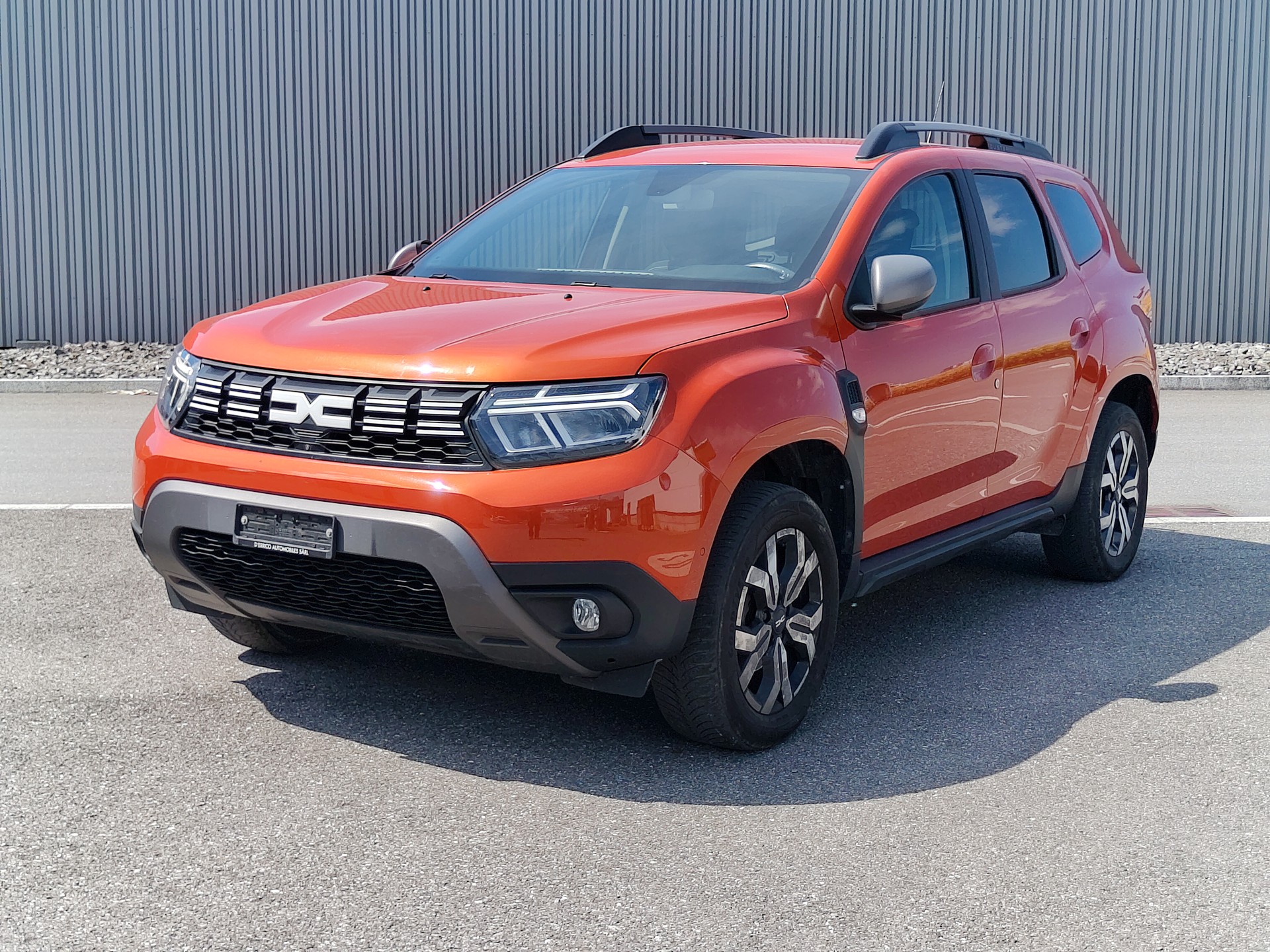 DACIA Duster TCe 150 Journey+ 4x4-image-1