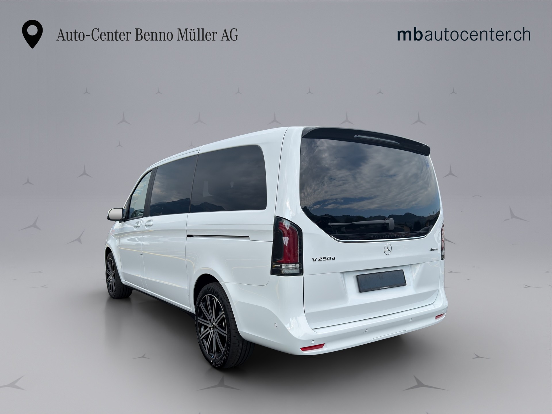 MERCEDES-BENZ V 250 d Style L TREND 4MATIC-image-2
