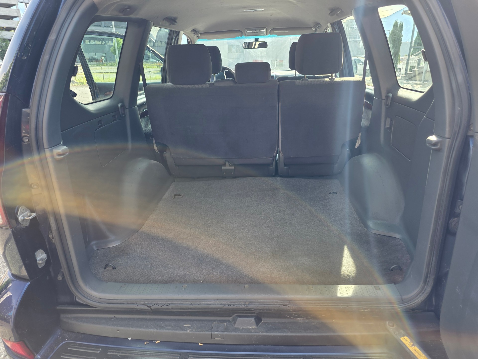 TOYOTA LAND CRUISER-image-9