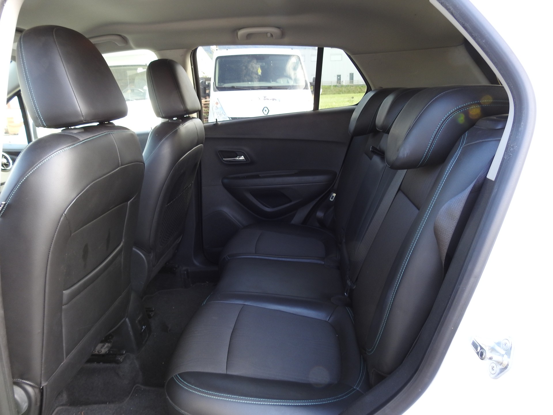 CHEVROLET Trax 1.7 VCDi LT 4WD-image-13