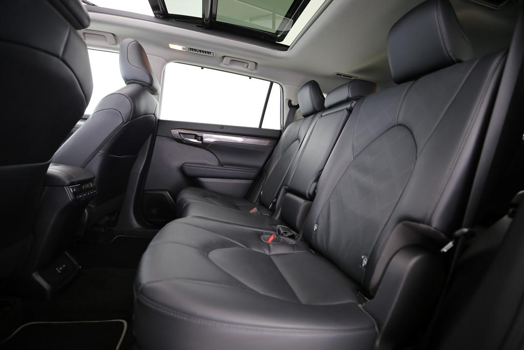 TOYOTA Highlander 2.5 HSD Premium-image-8
