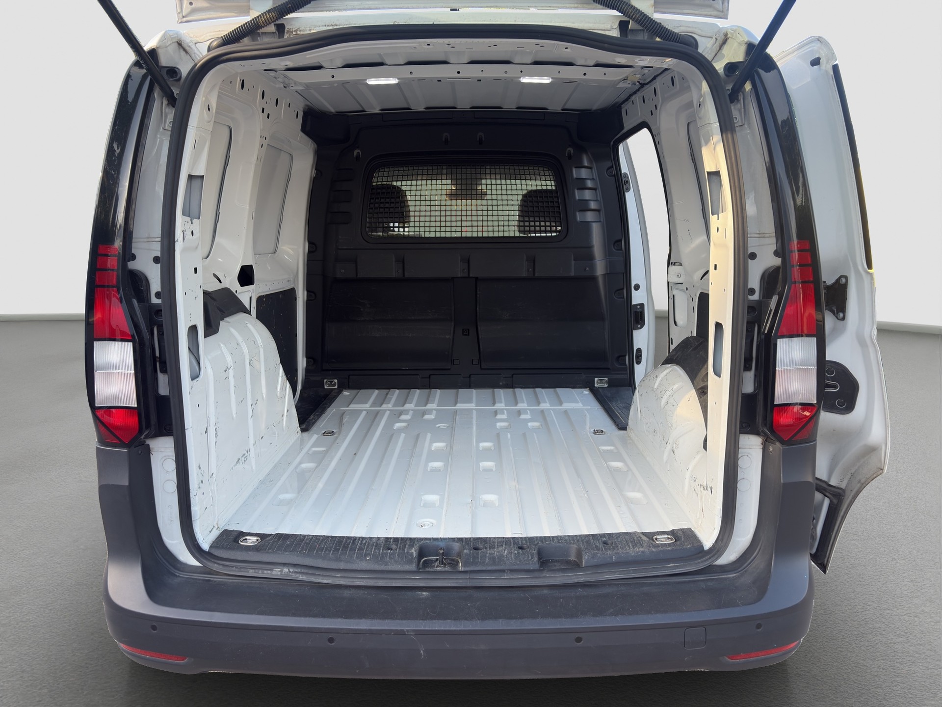 VW Caddy Cargo 1.5 TSI-image-15