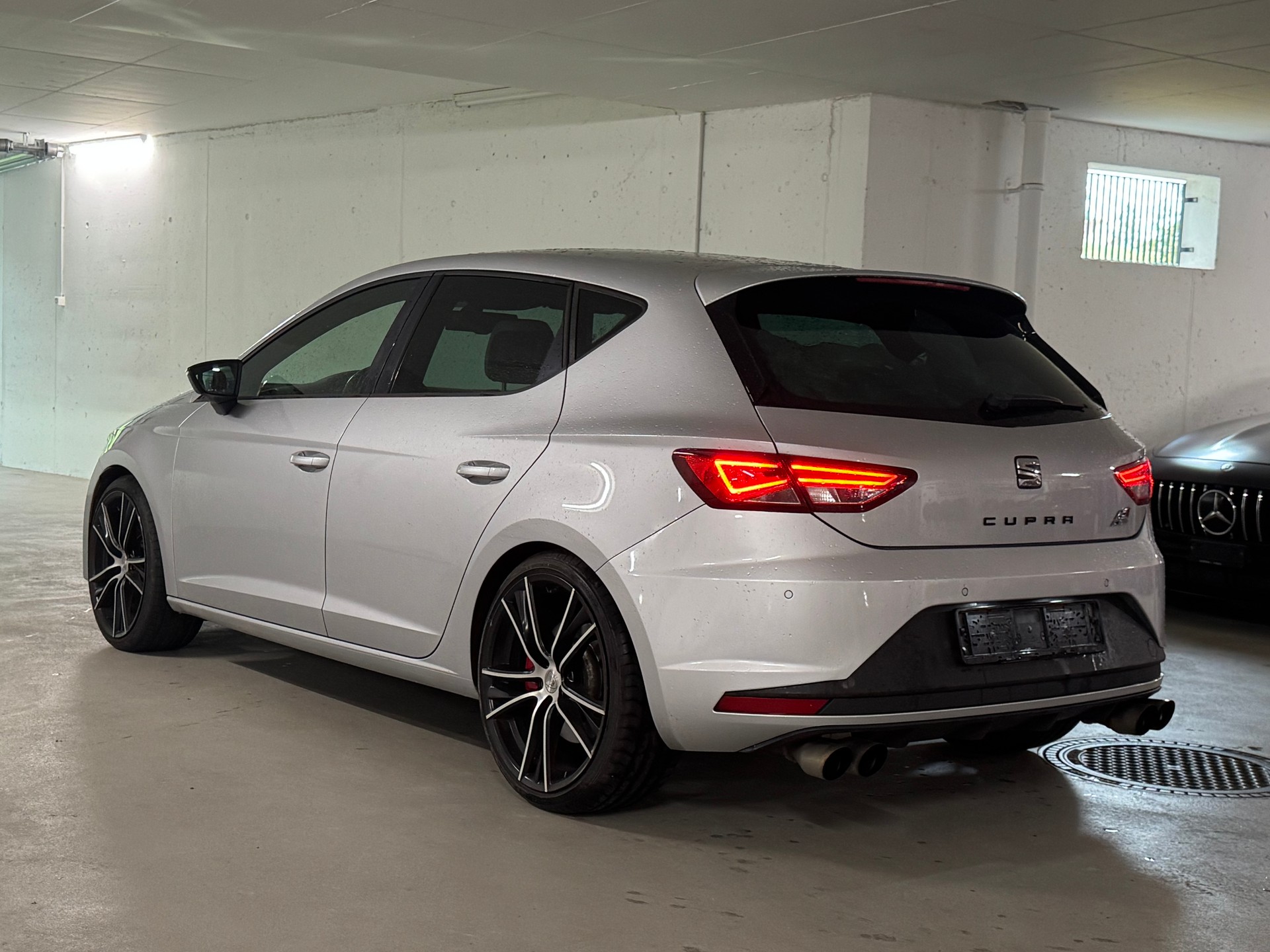SEAT Leon 2.0 TSI Cupra 280 DSG-image-4
