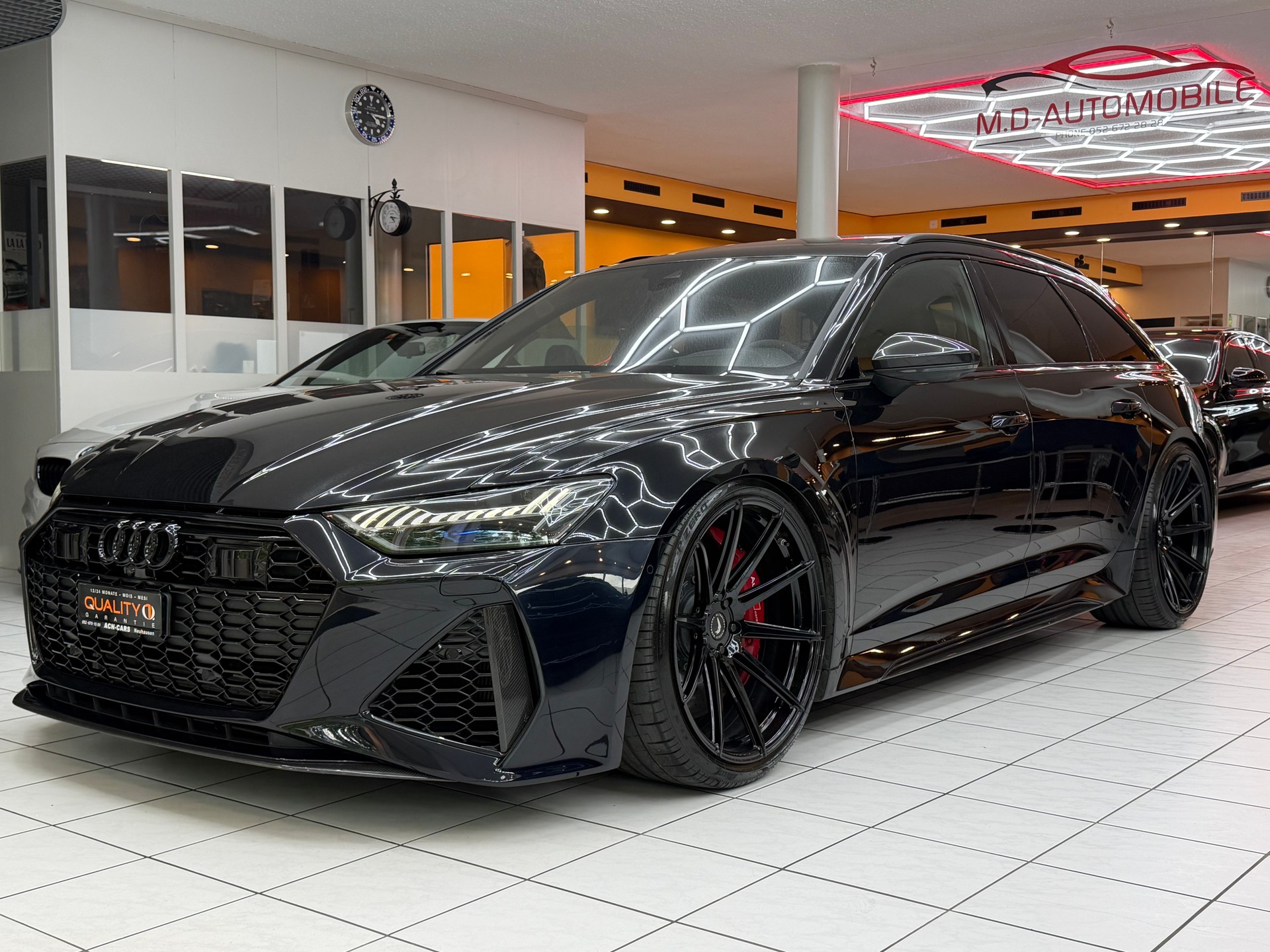 AUDI RS6 Avant 4.0 V8 TFSI quattro T-Tronic-image-4